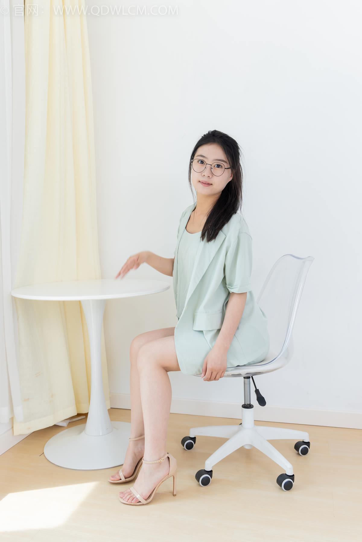 图片[16]-物恋传媒 NO.2384 芋头-三双高跟鞋、薄肉丝、裸足[104P] – 速更版-美库