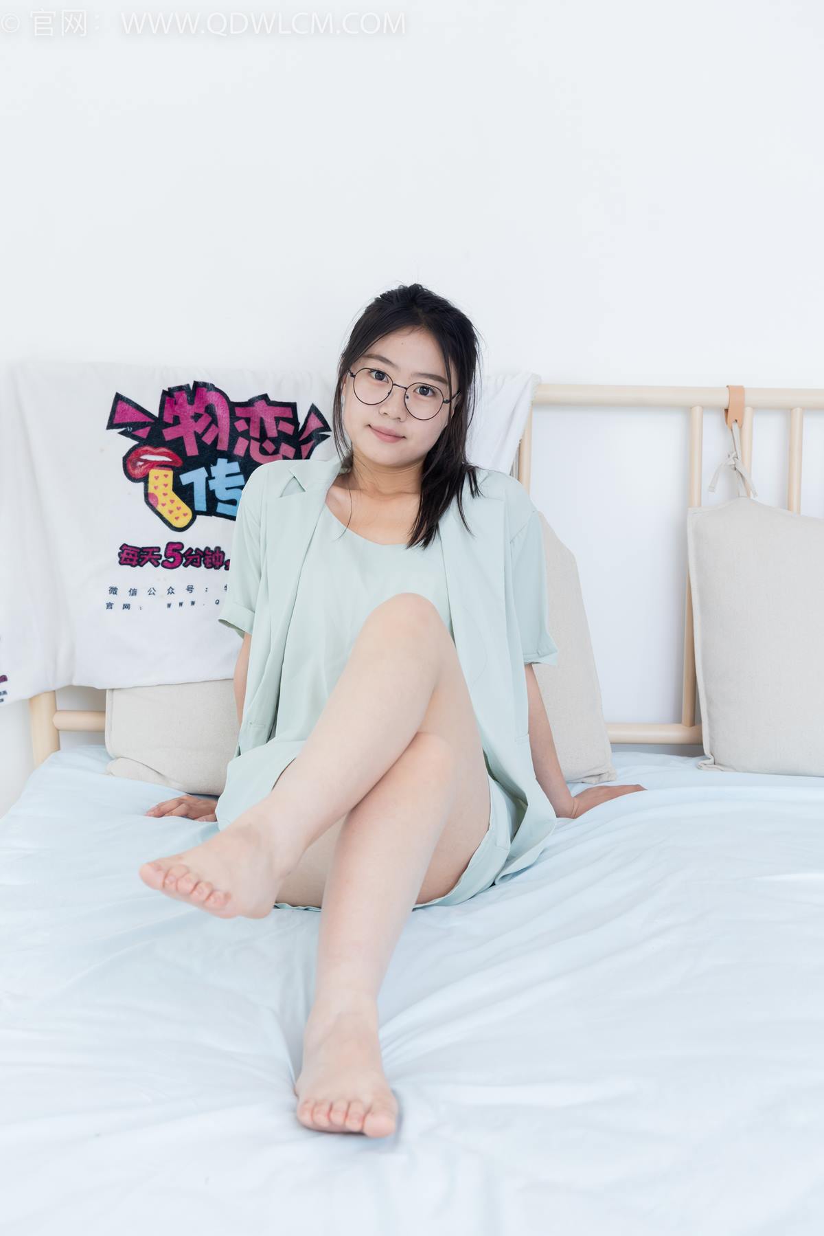 图片[30]-物恋传媒 NO.2384 芋头-三双高跟鞋、薄肉丝、裸足[104P] – 速更版-美库