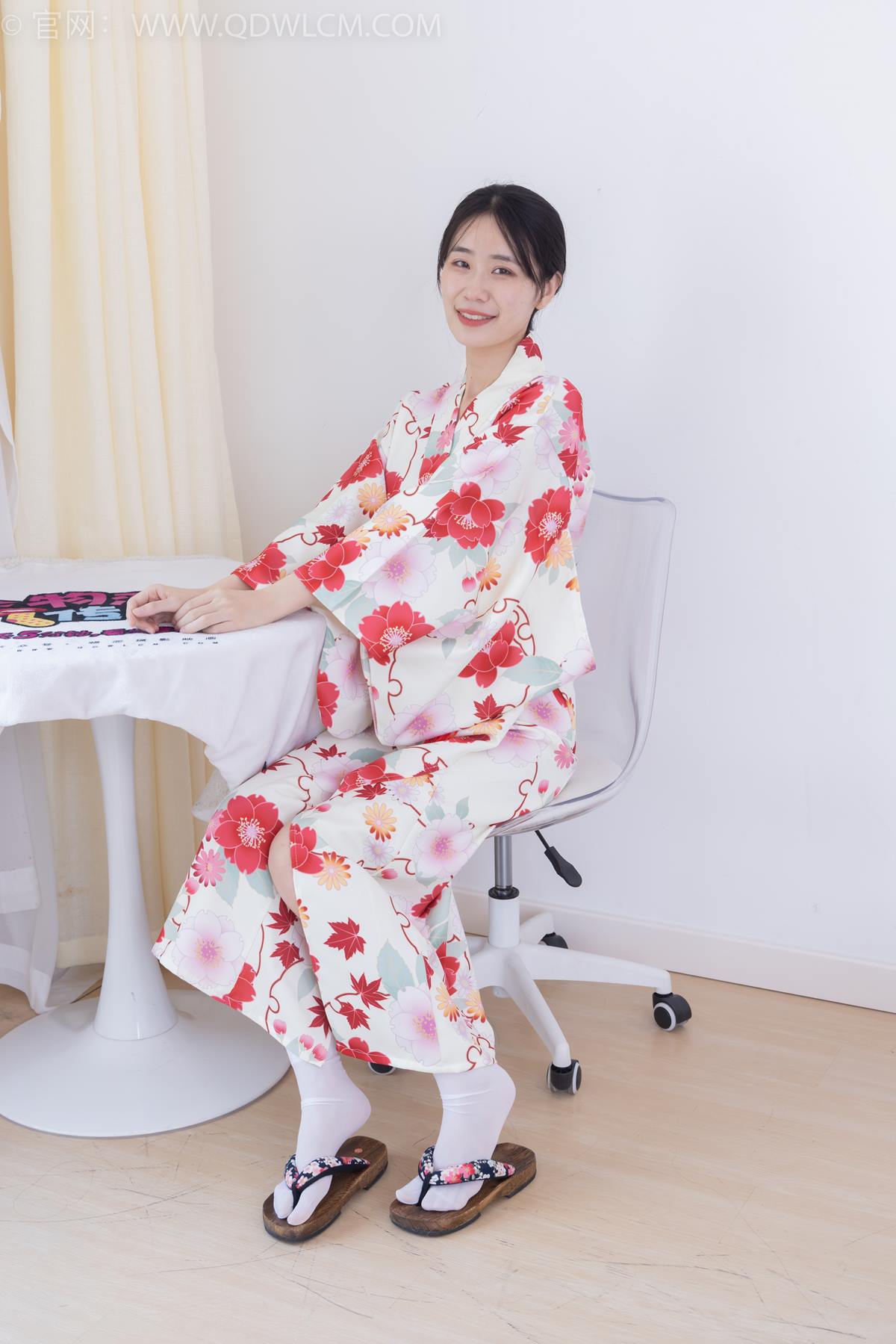 图片[16]-物恋传媒 NO.2385 菜菜-木屐、短白丝、裸足、和服浴衣、裸足[136P] – 速更版-美库