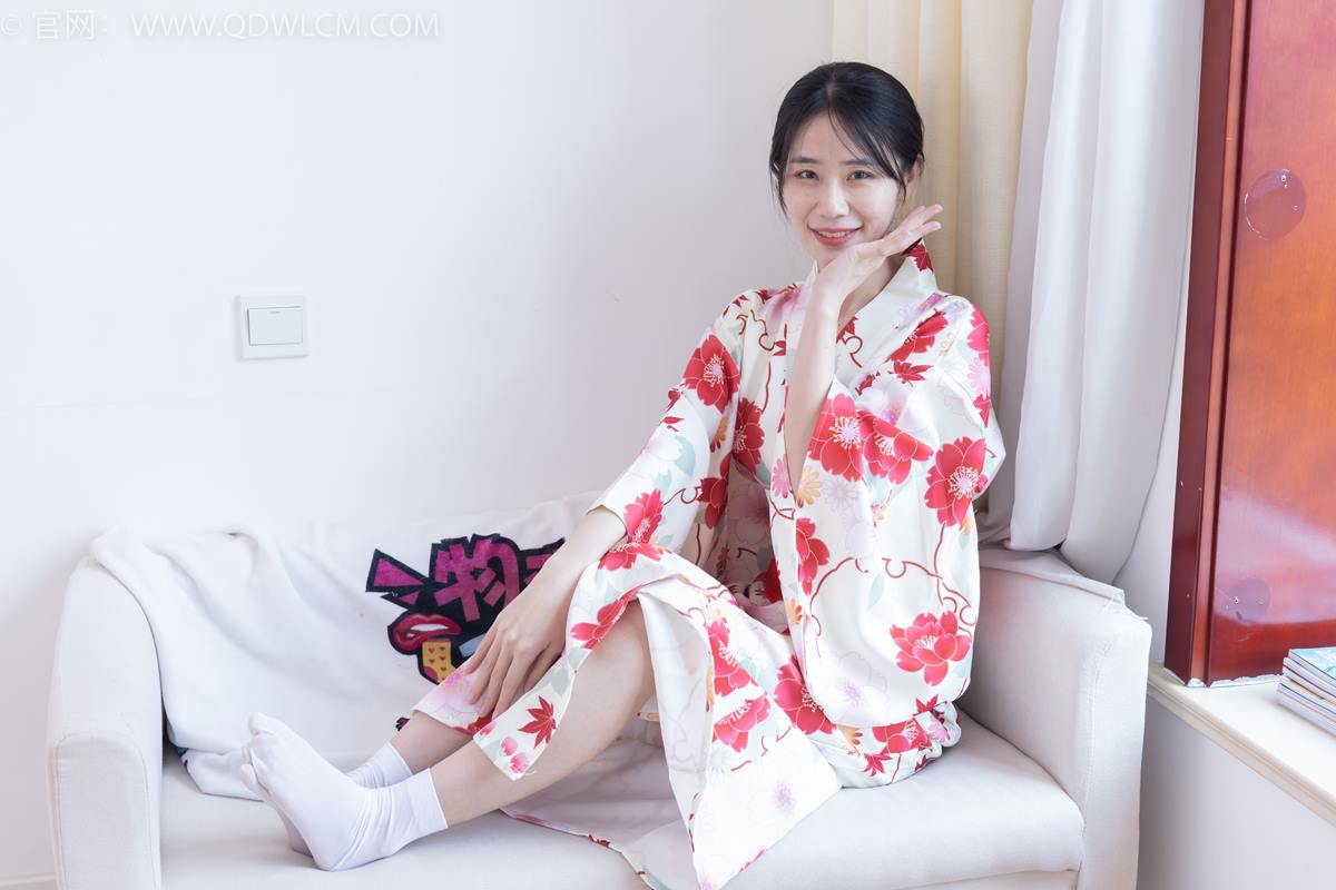图片[25]-物恋传媒 NO.2385 菜菜-木屐、短白丝、裸足、和服浴衣、裸足[136P] – 速更版-美库