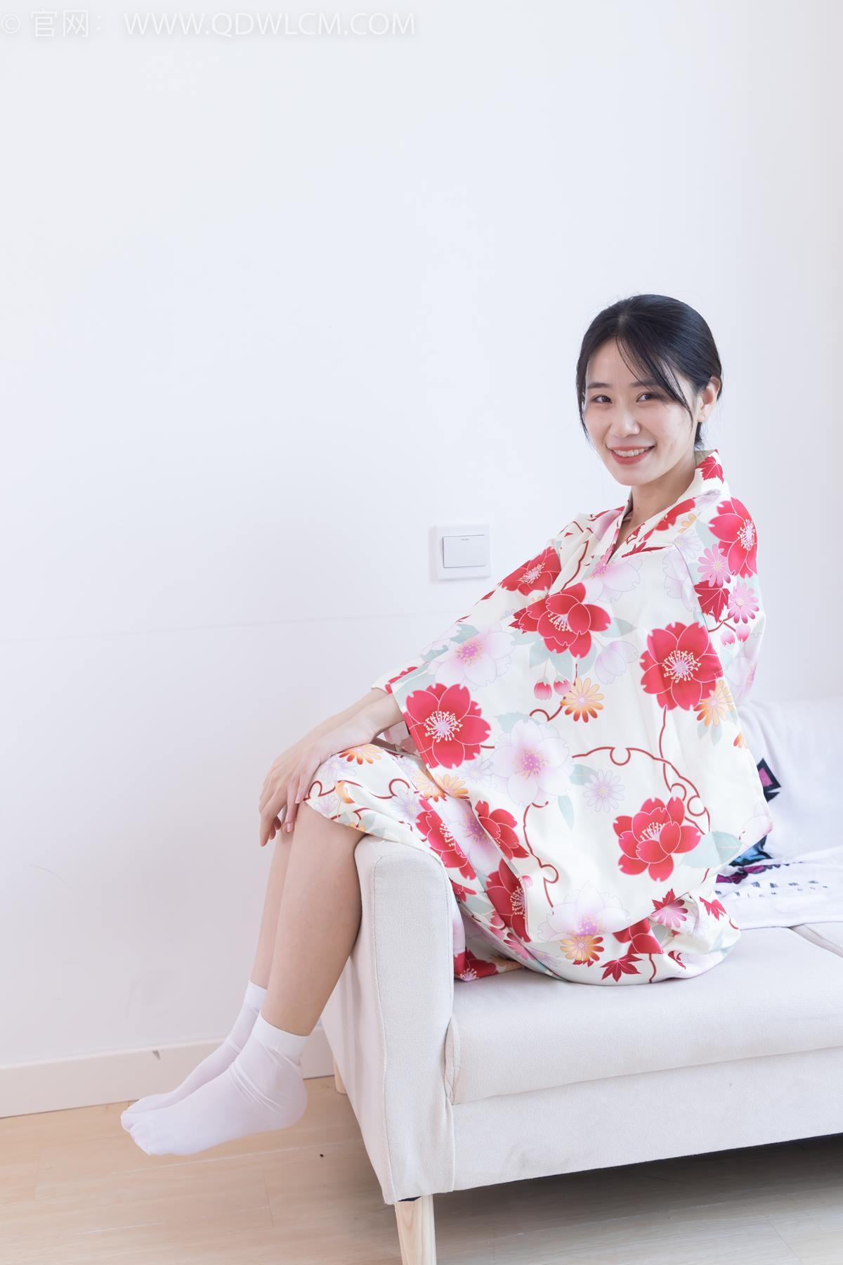 图片[31]-物恋传媒 NO.2385 菜菜-木屐、短白丝、裸足、和服浴衣、裸足[136P] – 速更版-美库