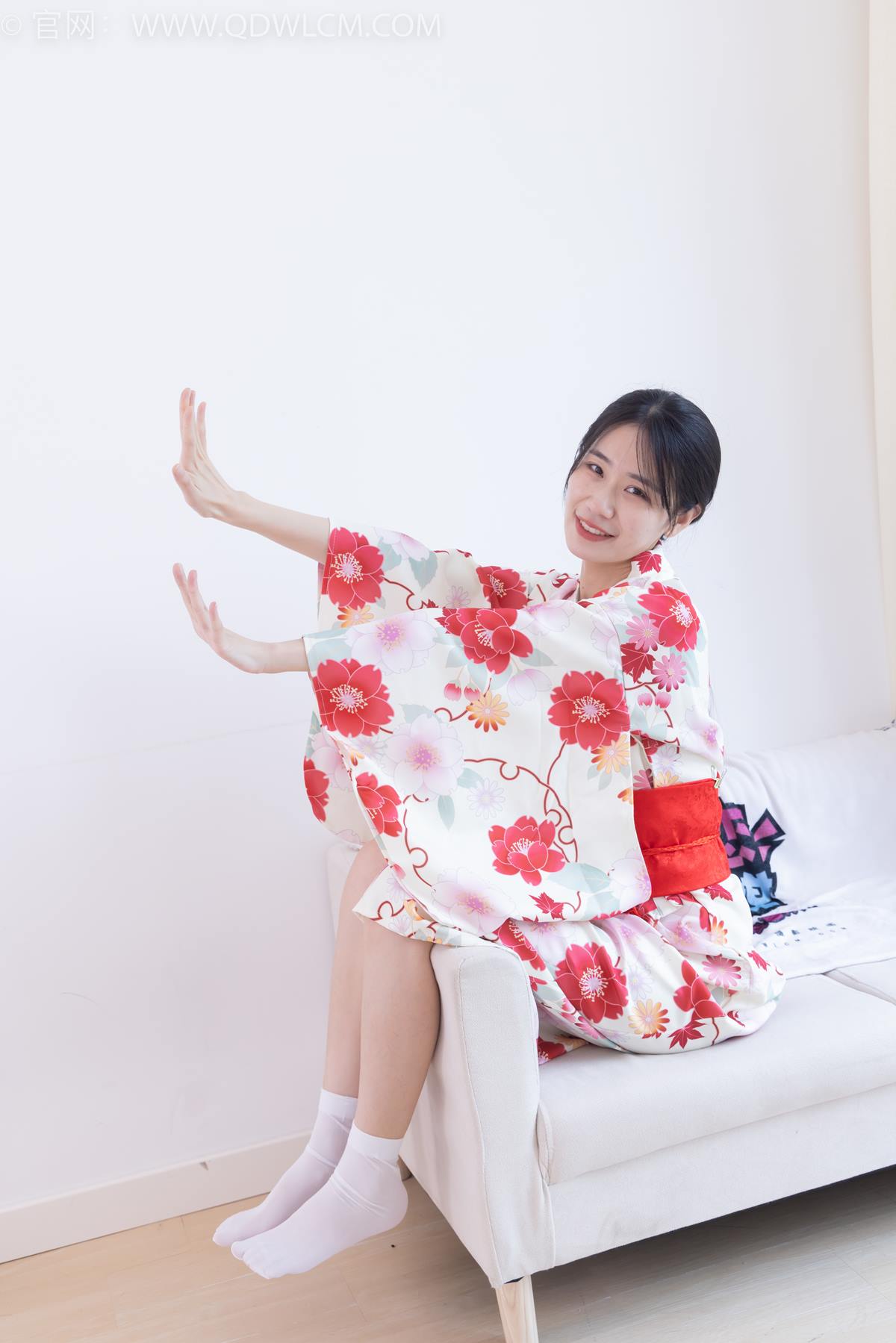 图片[32]-物恋传媒 NO.2385 菜菜-木屐、短白丝、裸足、和服浴衣、裸足[136P] – 速更版-美库