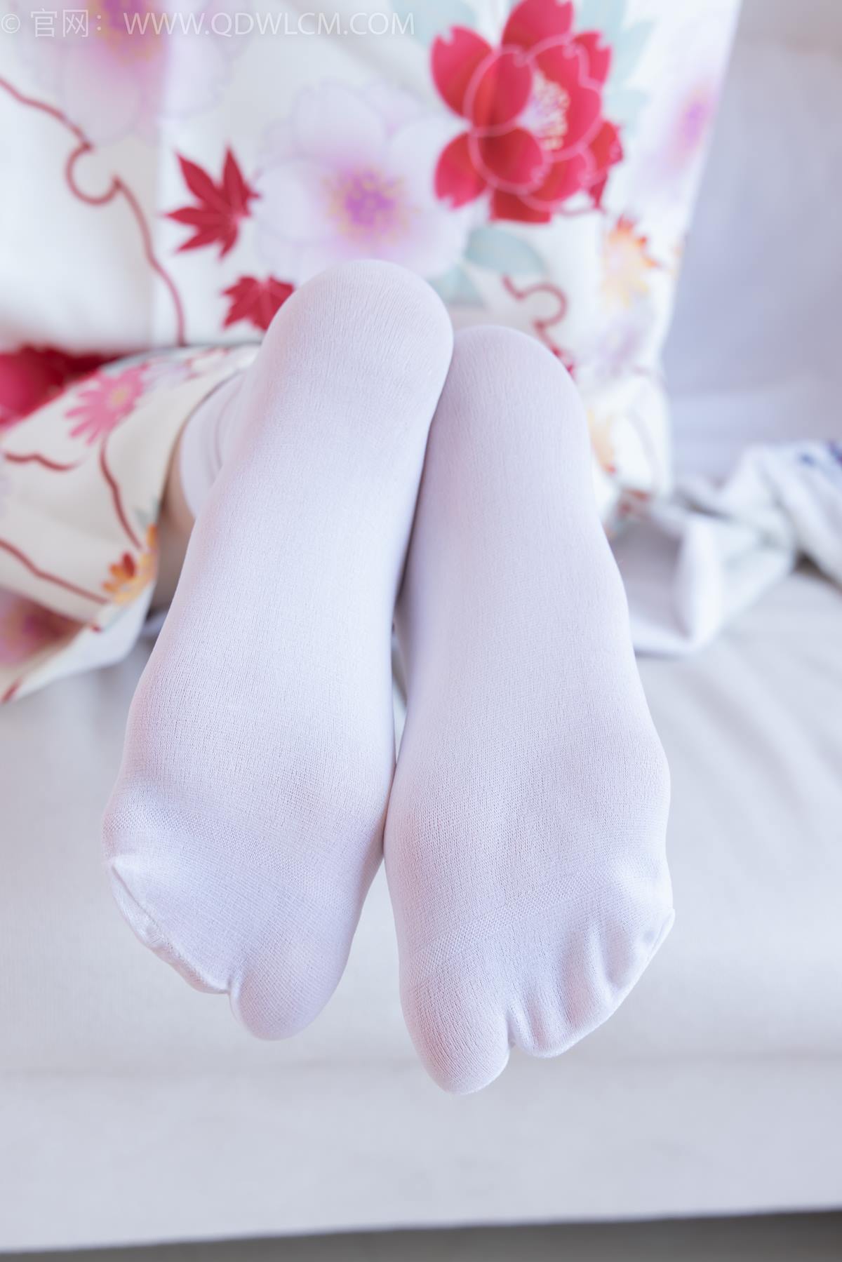 图片[47]-物恋传媒 NO.2385 菜菜-木屐、短白丝、裸足、和服浴衣、裸足[136P] – 速更版-美库