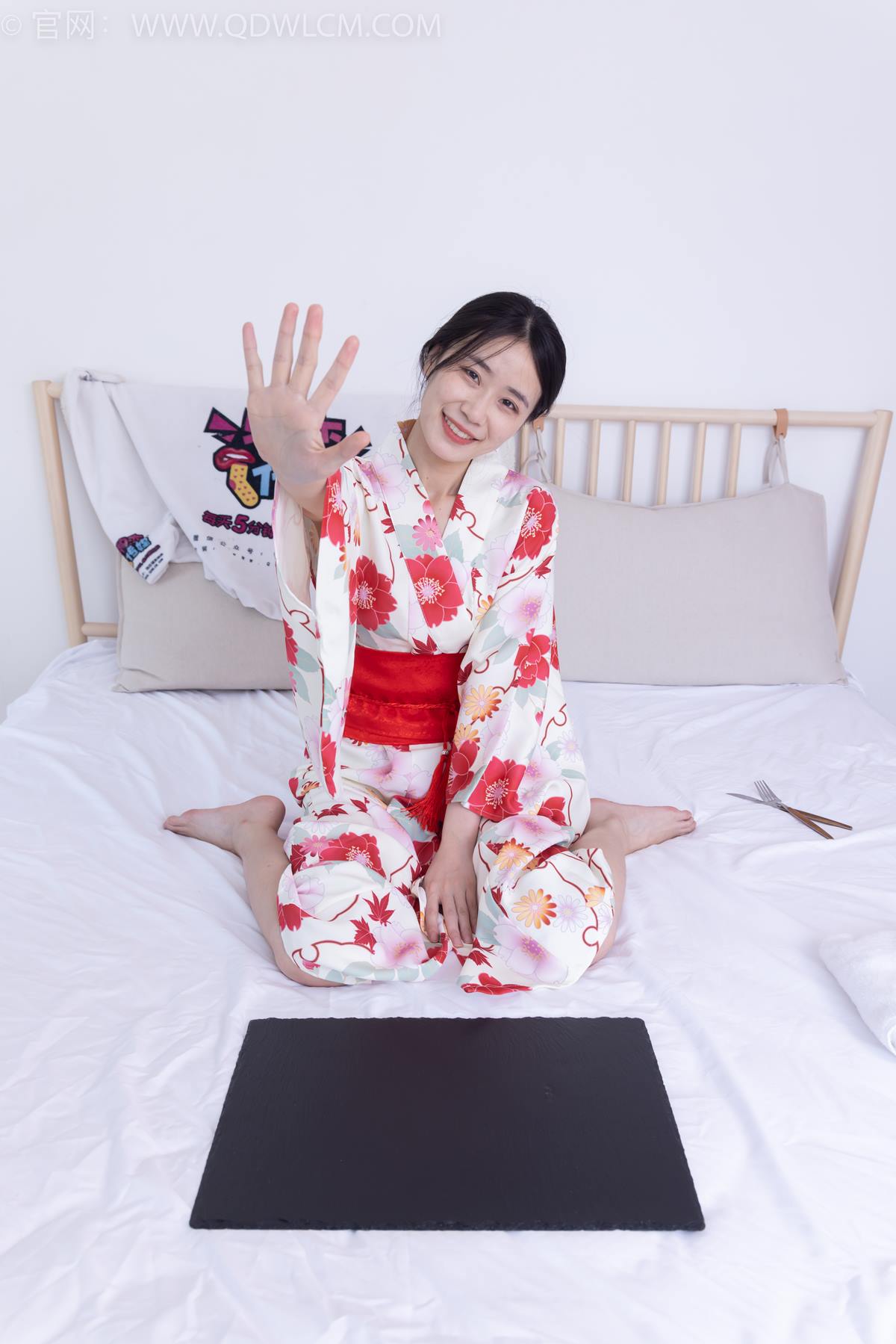 图片[48]-物恋传媒 NO.2385 菜菜-木屐、短白丝、裸足、和服浴衣、裸足[136P] – 速更版-美库