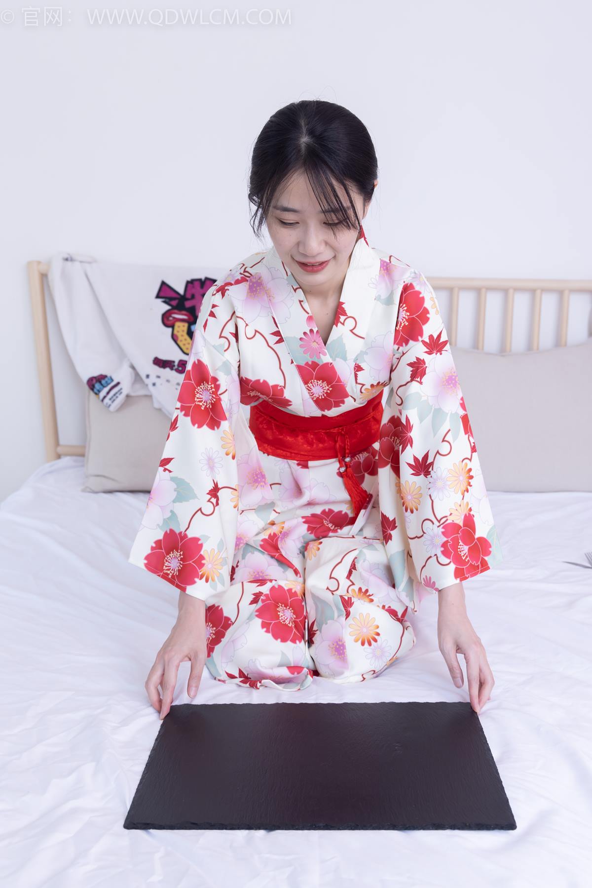 图片[75]-物恋传媒 NO.2385 菜菜-木屐、短白丝、裸足、和服浴衣、裸足[136P] – 速更版-美库