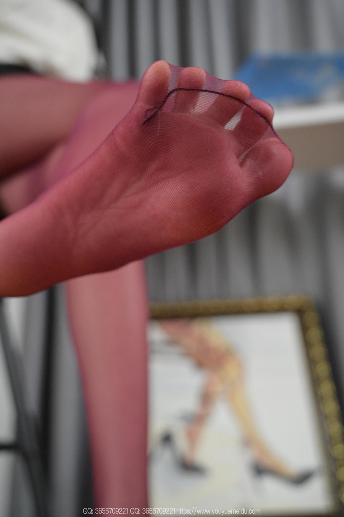 图片[44]-[IESS异思趣向] 2025.06.02 丝享家2069：团团《红丝OL（上）》[77P] – 速更版-美库