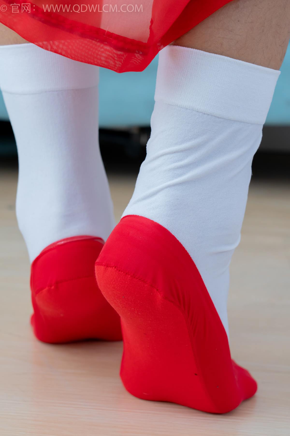 图片[20]-物恋传媒 NO.2386 岚岚-布鞋、短白丝、红色船袜、汉服[137P] – 速更版-美库