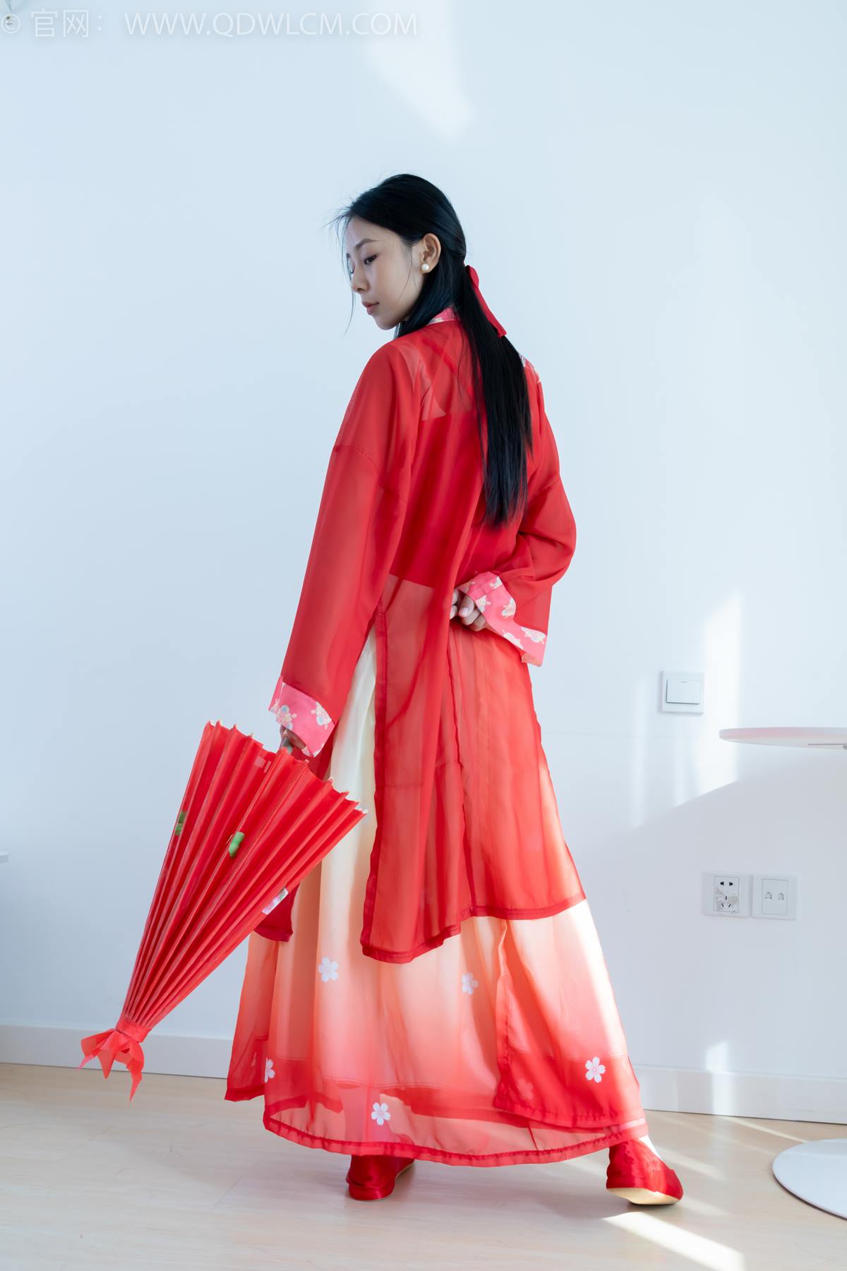 图片[21]-物恋传媒 NO.2386 岚岚-布鞋、短白丝、红色船袜、汉服[137P] – 速更版-美库