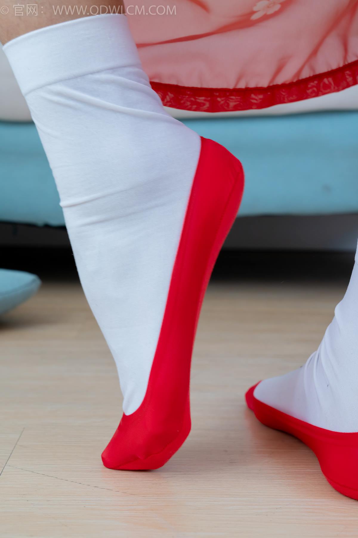 图片[29]-物恋传媒 NO.2386 岚岚-布鞋、短白丝、红色船袜、汉服[137P] – 速更版-美库