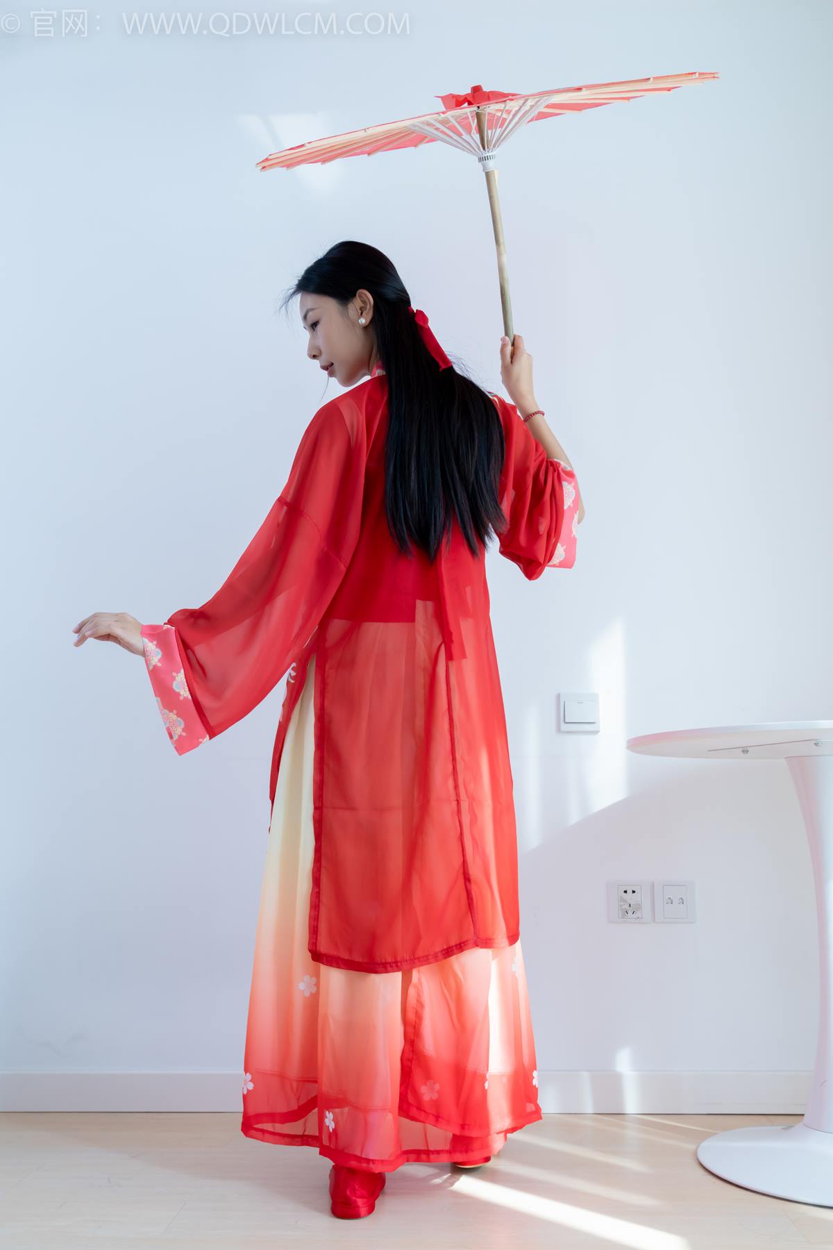 图片[30]-物恋传媒 NO.2386 岚岚-布鞋、短白丝、红色船袜、汉服[137P] – 速更版-美库