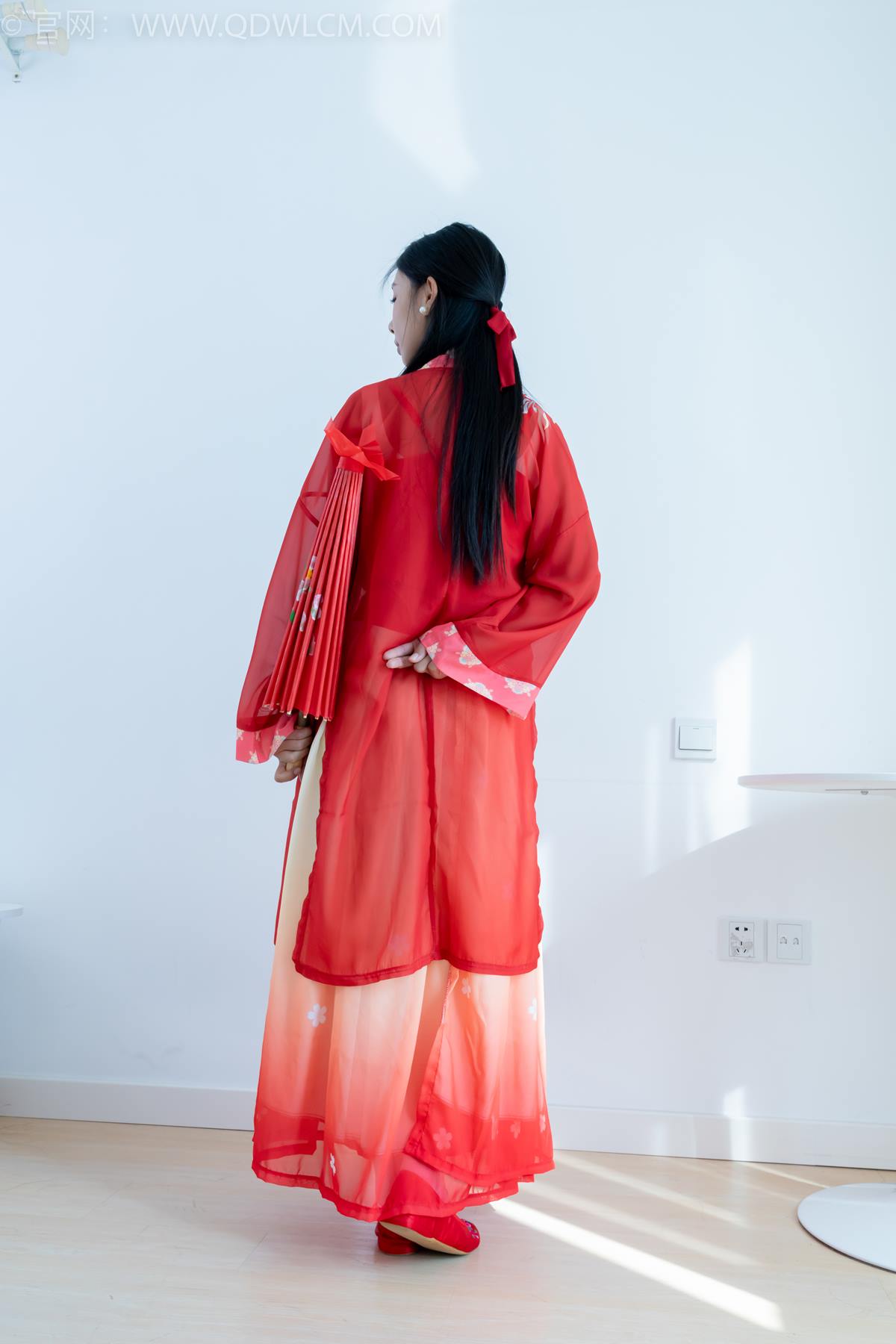 图片[33]-物恋传媒 NO.2386 岚岚-布鞋、短白丝、红色船袜、汉服[137P] – 速更版-美库