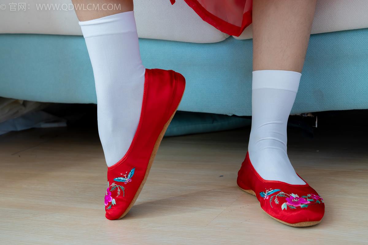 图片[50]-物恋传媒 NO.2386 岚岚-布鞋、短白丝、红色船袜、汉服[137P] – 速更版-美库