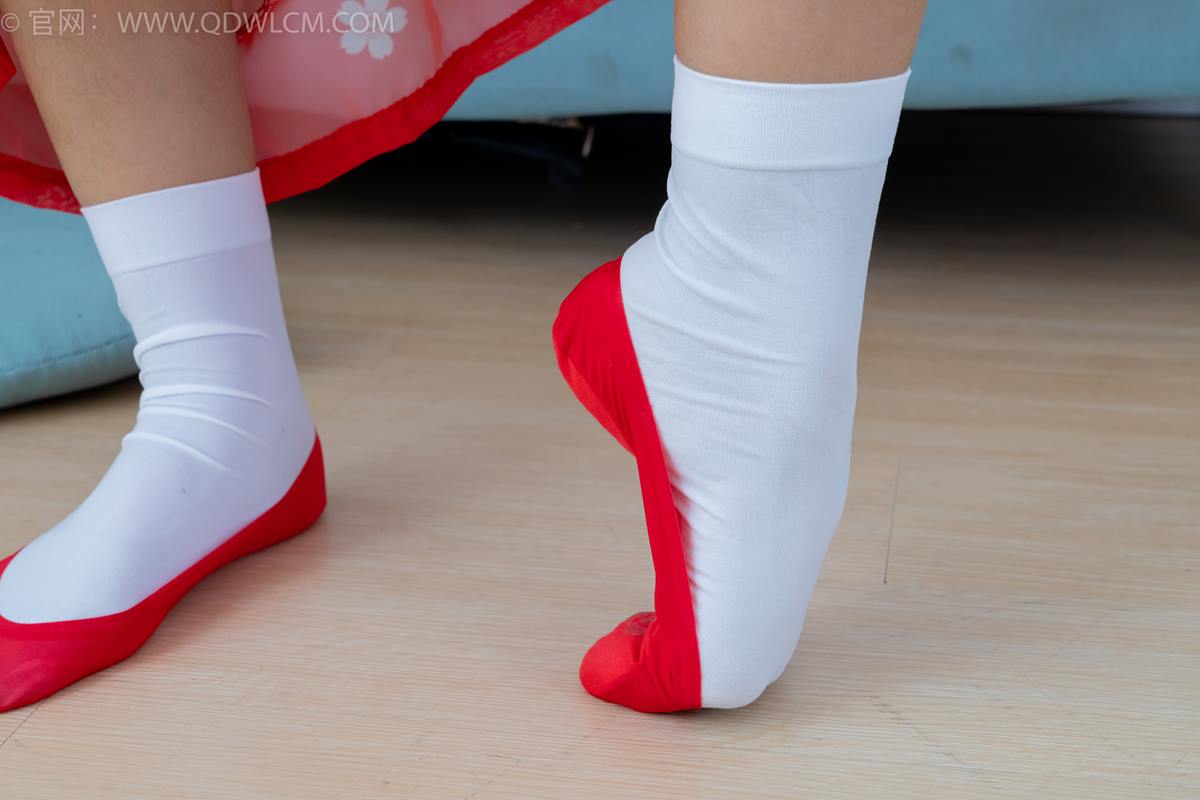 图片[109]-物恋传媒 NO.2386 岚岚-布鞋、短白丝、红色船袜、汉服[137P] – 速更版-美库