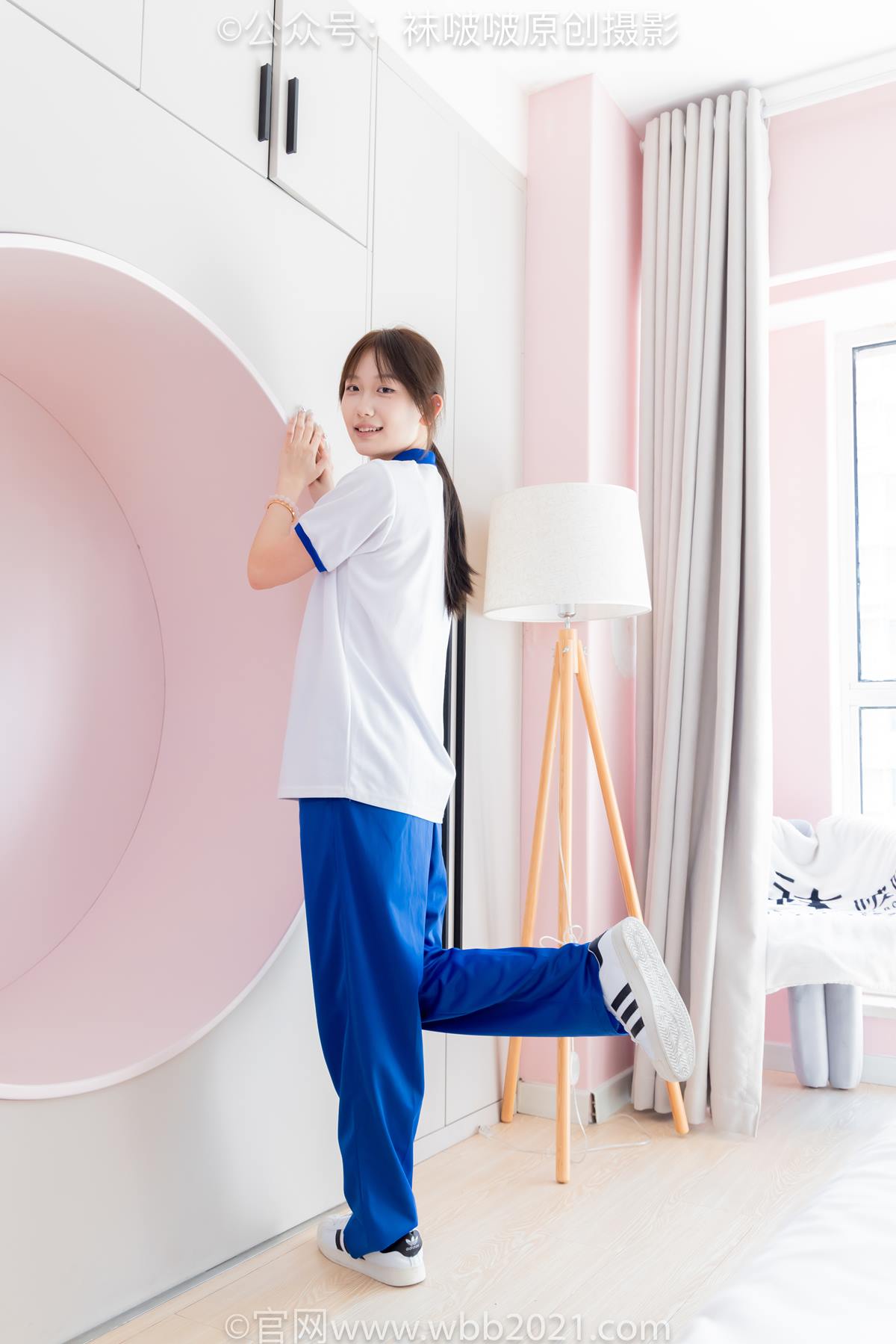 图片[13]-[BoBoSocks袜啵啵]NO.569 香菜-校服、板鞋、白棉袜、薄肉丝[133P] – 速更版-美库