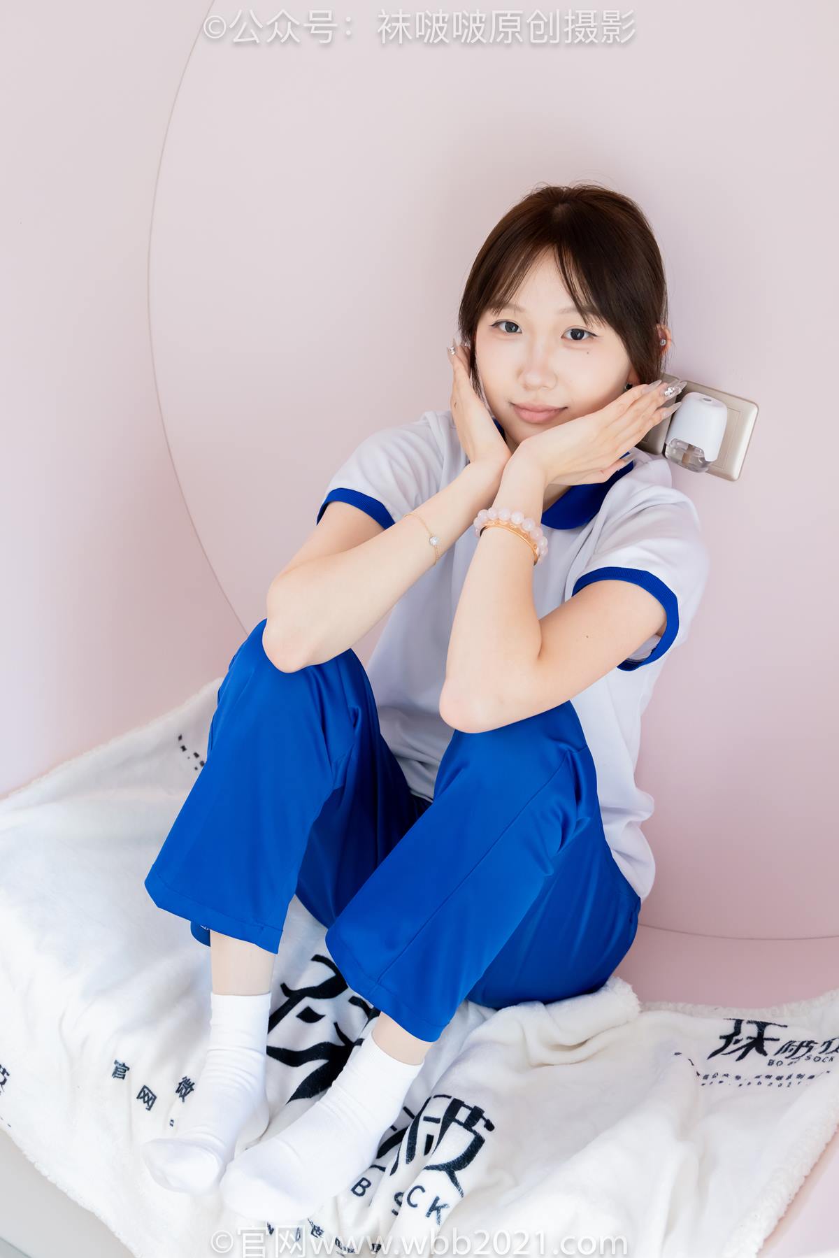 图片[22]-[BoBoSocks袜啵啵]NO.569 香菜-校服、板鞋、白棉袜、薄肉丝[133P] – 速更版-美库