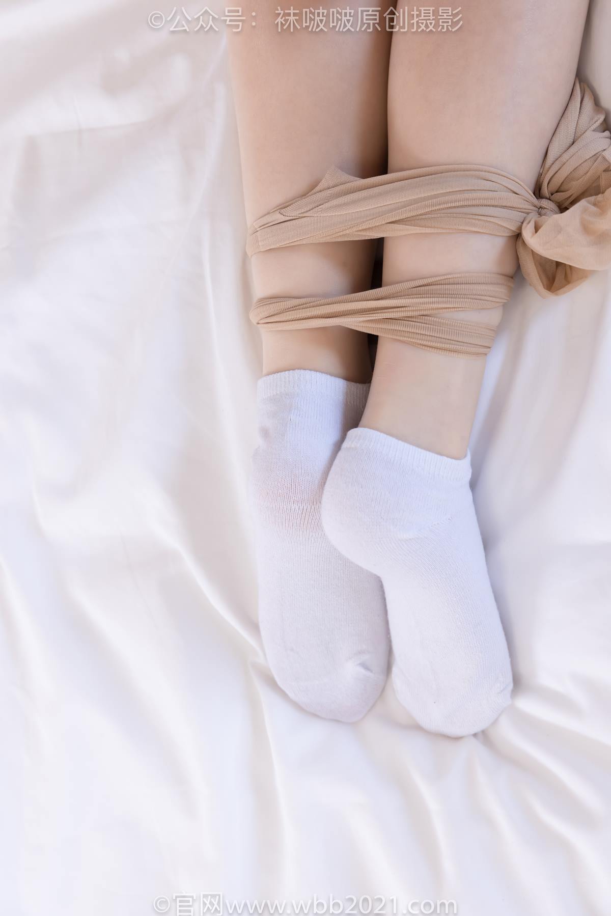 图片[46]-[BoBoSocks袜啵啵]NO.570 甜甜圈-板鞋、白棉袜、油亮肉丝[126P] – 速更版-美库