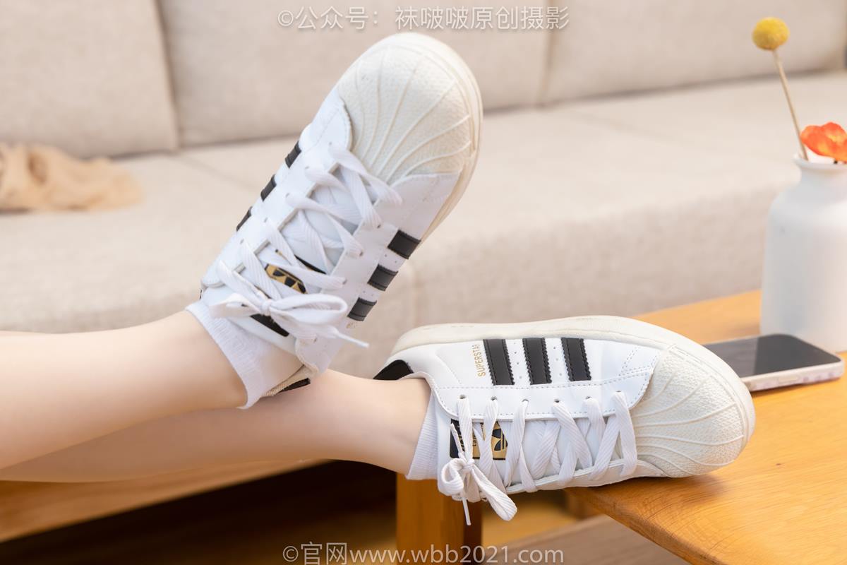 图片[85]-[BoBoSocks袜啵啵]NO.570 甜甜圈-板鞋、白棉袜、油亮肉丝[126P] – 速更版-美库