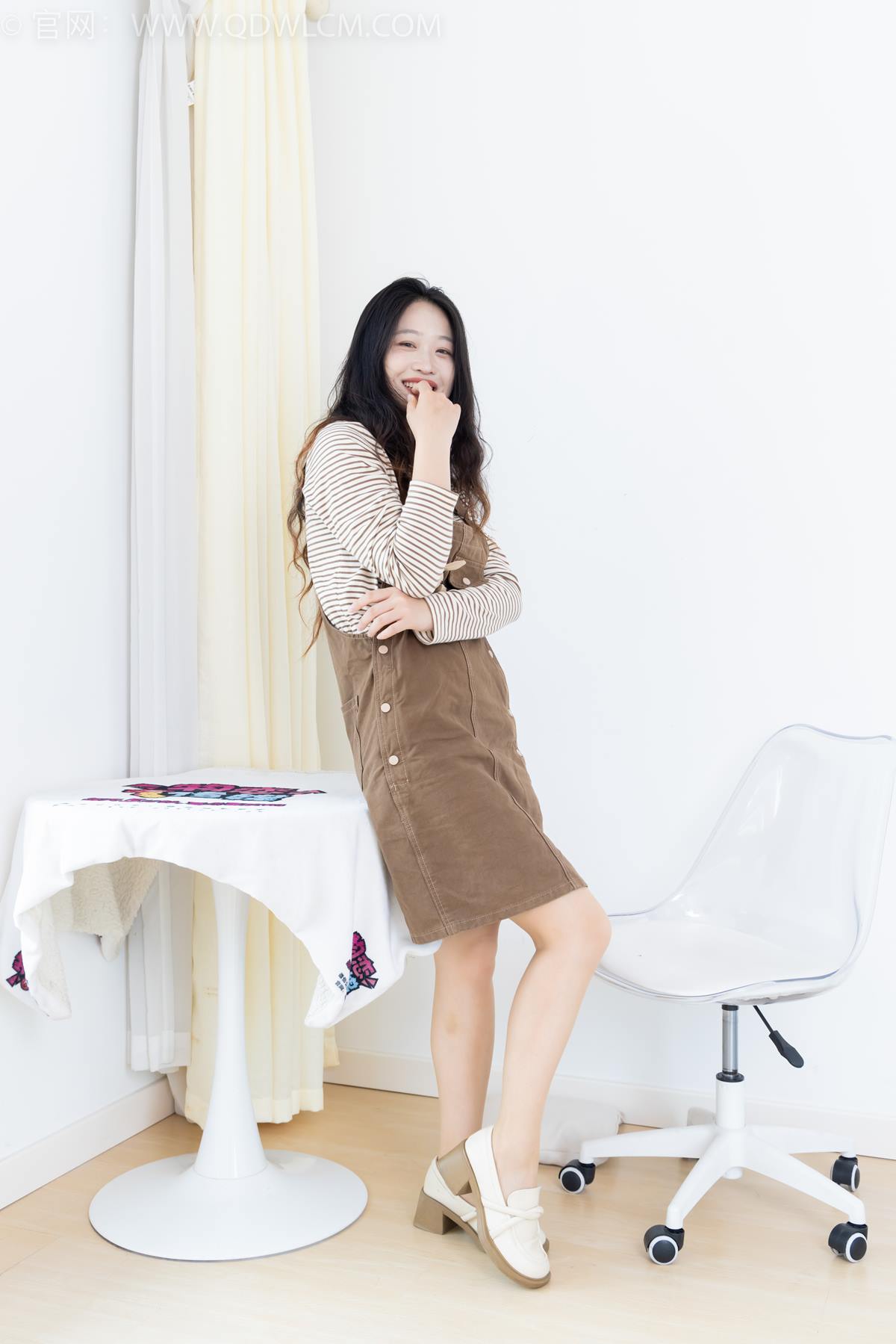 图片[24]-物恋传媒 NO.2388 小紫-皮鞋、薄肉丝大腿袜[136P] – 速更版-美库