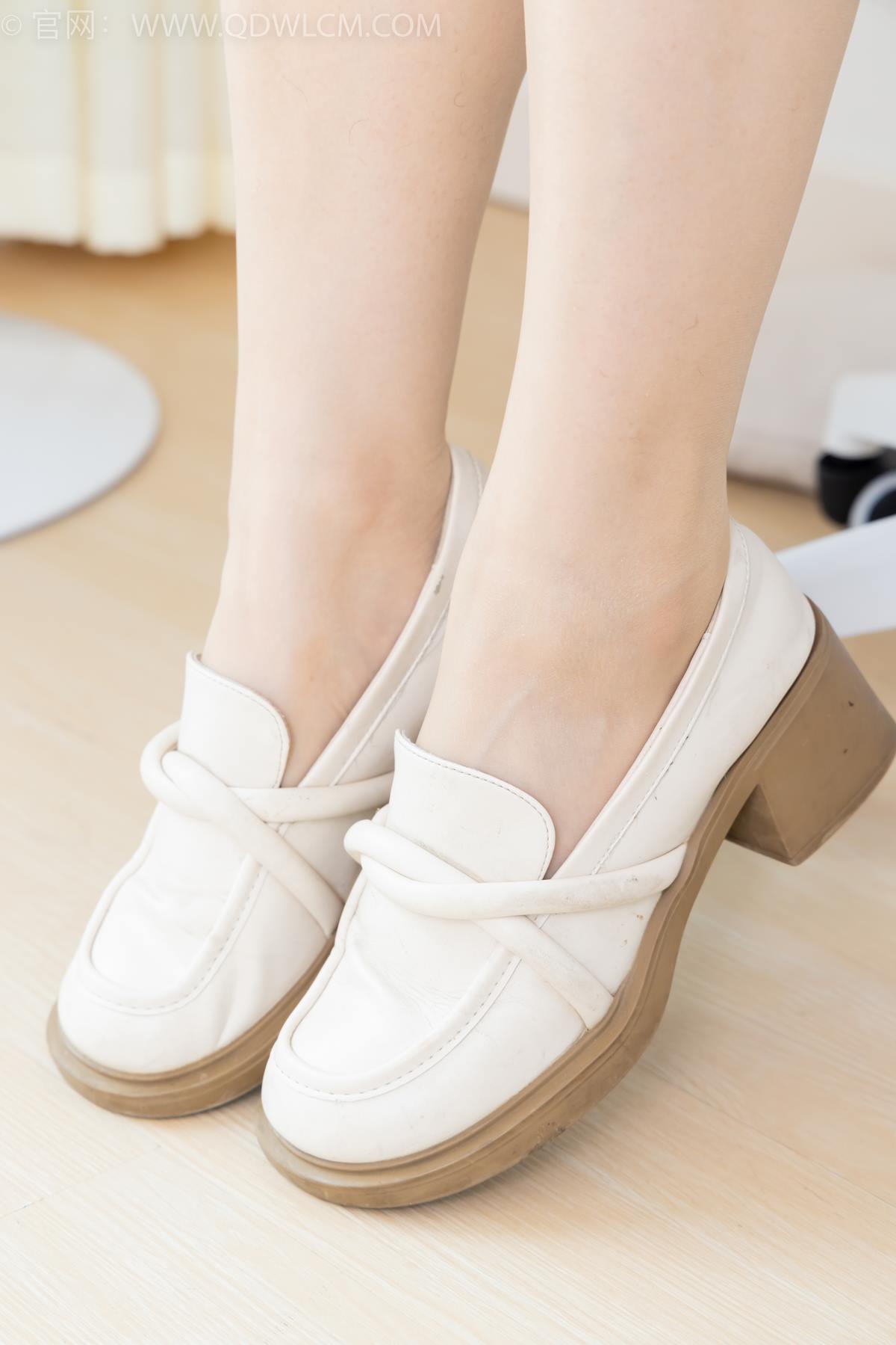 图片[43]-物恋传媒 NO.2388 小紫-皮鞋、薄肉丝大腿袜[136P] – 速更版-美库