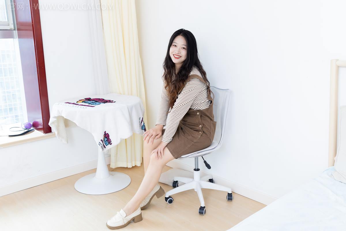 图片[101]-物恋传媒 NO.2388 小紫-皮鞋、薄肉丝大腿袜[136P] – 速更版-美库