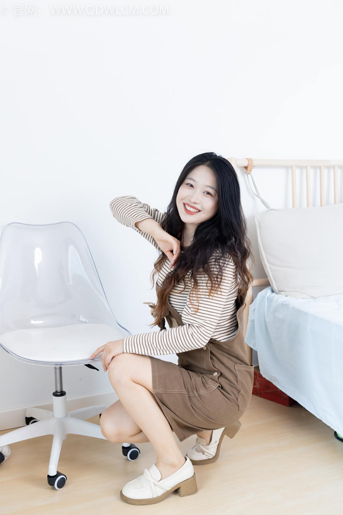 图片[133]-物恋传媒 NO.2388 小紫-皮鞋、薄肉丝大腿袜[136P] – 速更版-美库