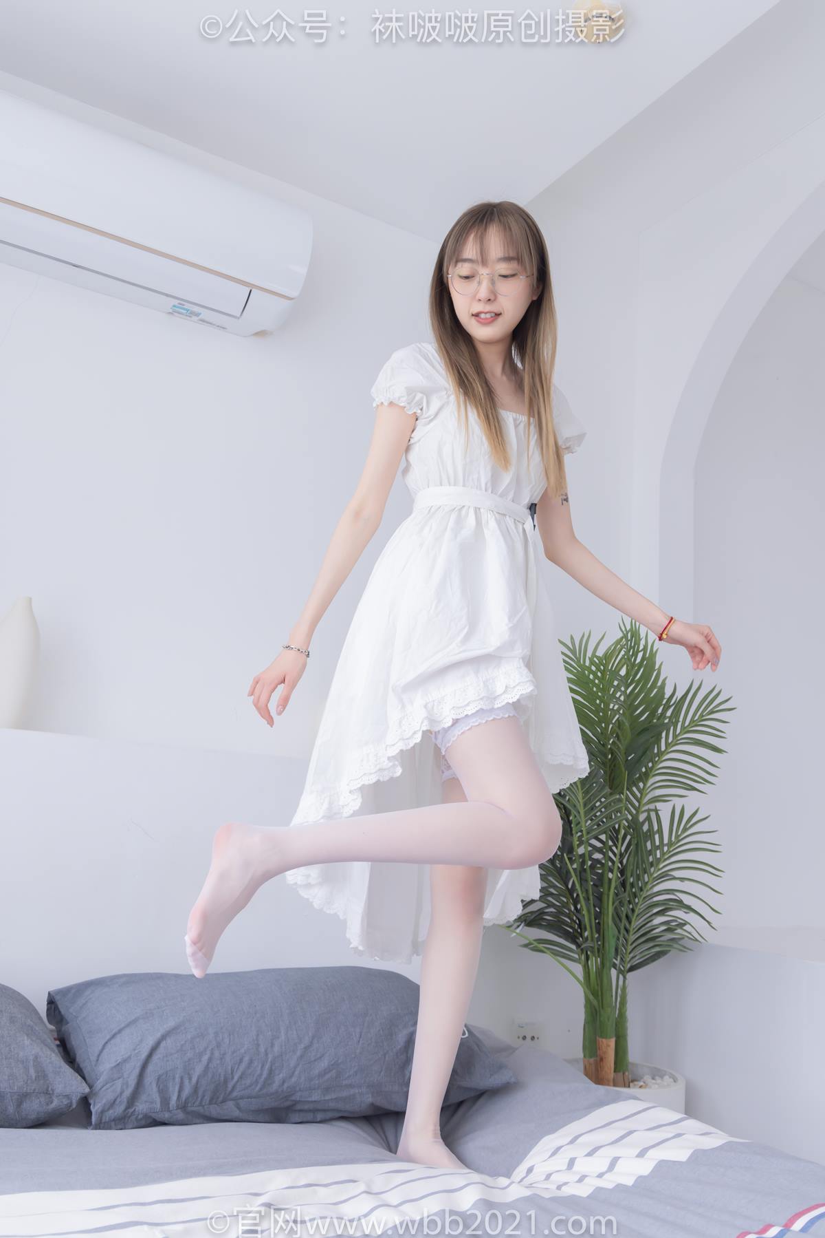 图片[33]-[BoBoSocks袜啵啵]NO.571 稚予-高跟鞋、薄肉丝、大腿薄白丝[98P] – 速更版-美库