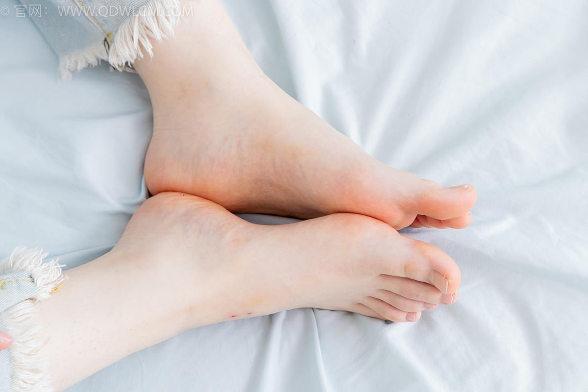 图片[74]-物恋传媒 NO.2390 荔枝-帆布鞋、短白棉袜、裸足[86P] – 速更版-美库