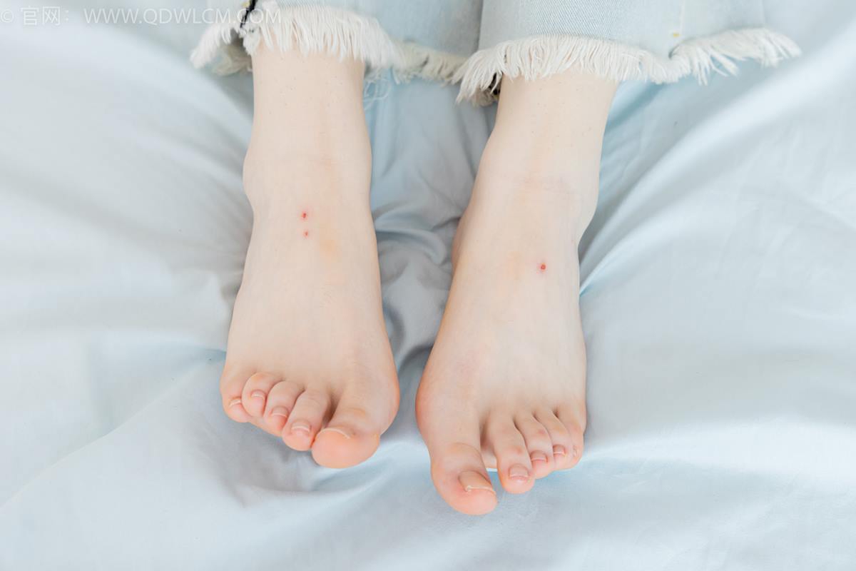 图片[77]-物恋传媒 NO.2390 荔枝-帆布鞋、短白棉袜、裸足[86P] – 速更版-美库