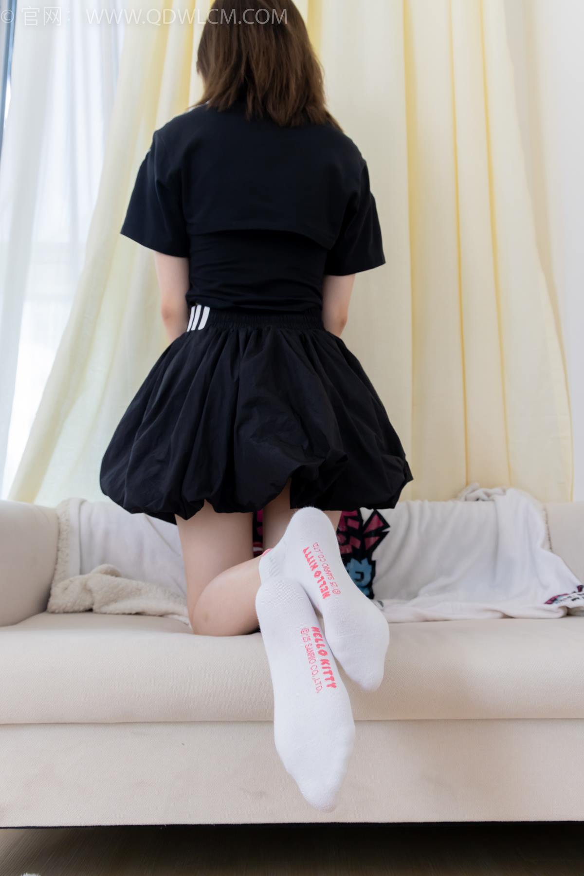 图片[14]-物恋传媒 NO.2392 橙子-皮鞋、白棉袜、裸足[106P] – 速更版-美库
