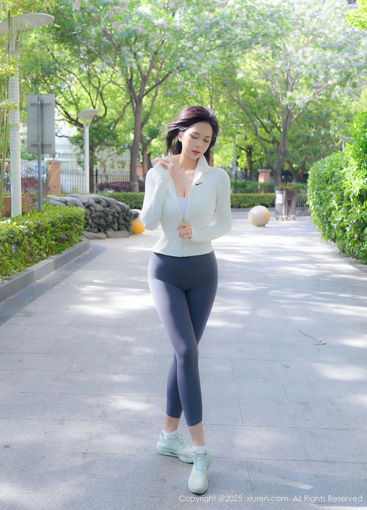 图片[40]-[Xiuren秀人网]2025.07.29 NO.10595 玫瑰我爱你[39+1P] – 速更版-美库