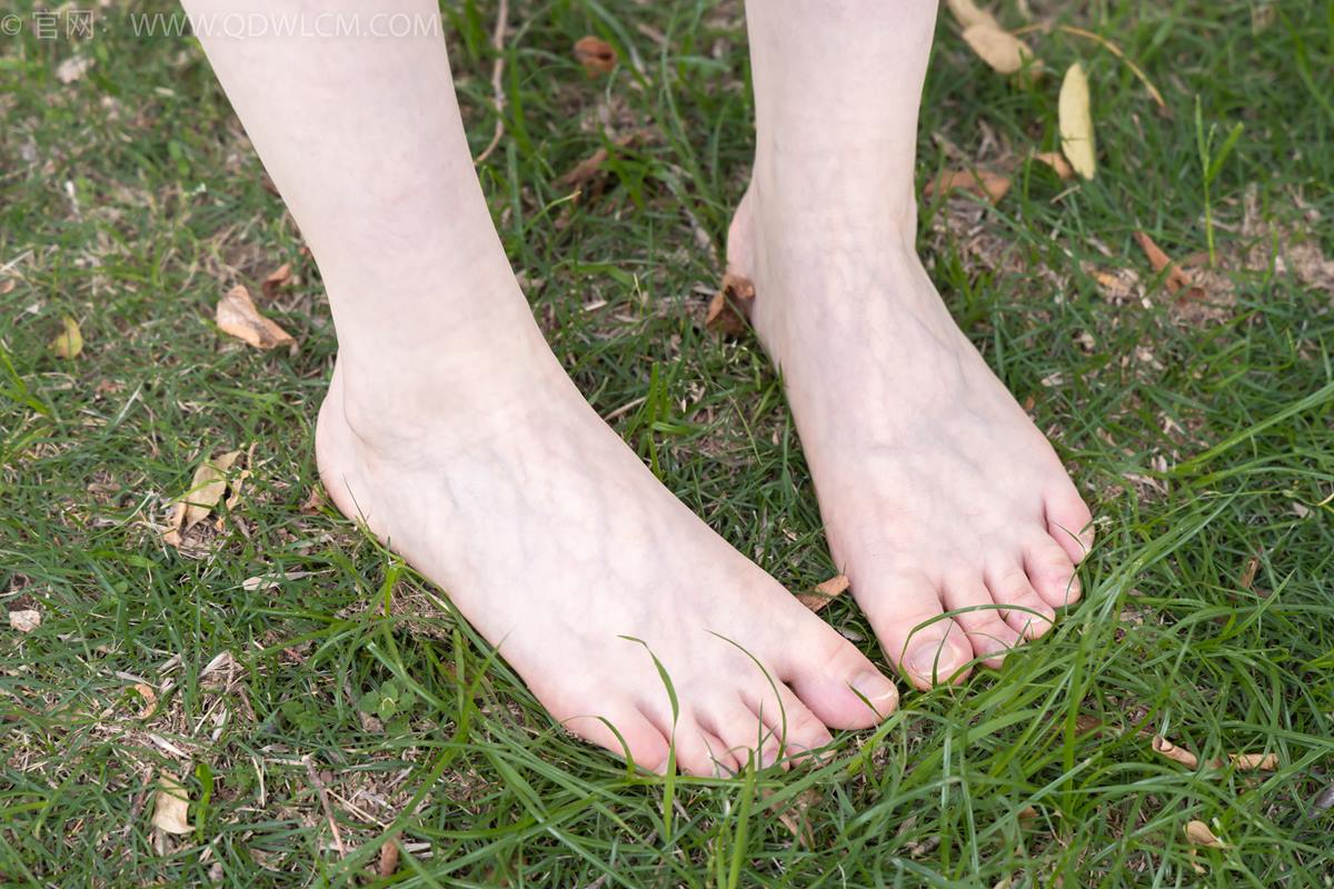 图片[40]-物恋传媒 NO.2393 奶糖-帆布鞋、白棉袜、裸足[96P] – 速更版-美库