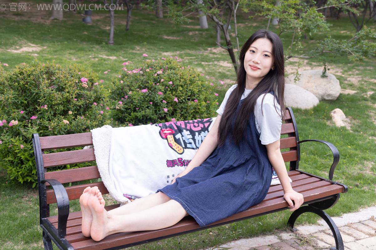 图片[42]-物恋传媒 NO.2393 奶糖-帆布鞋、白棉袜、裸足[96P] – 速更版-美库