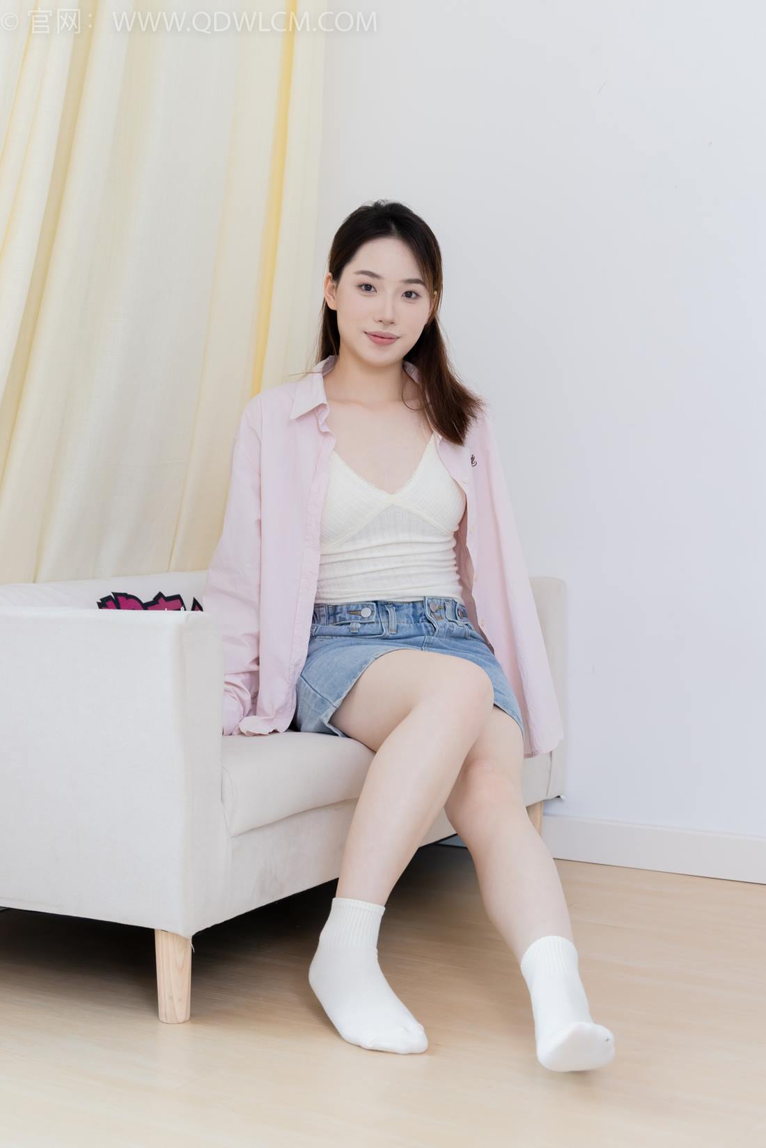 图片[39]-物恋传媒 NO.2395 荔枝-板鞋、白棉袜、裸足[110P] – 速更版-美库