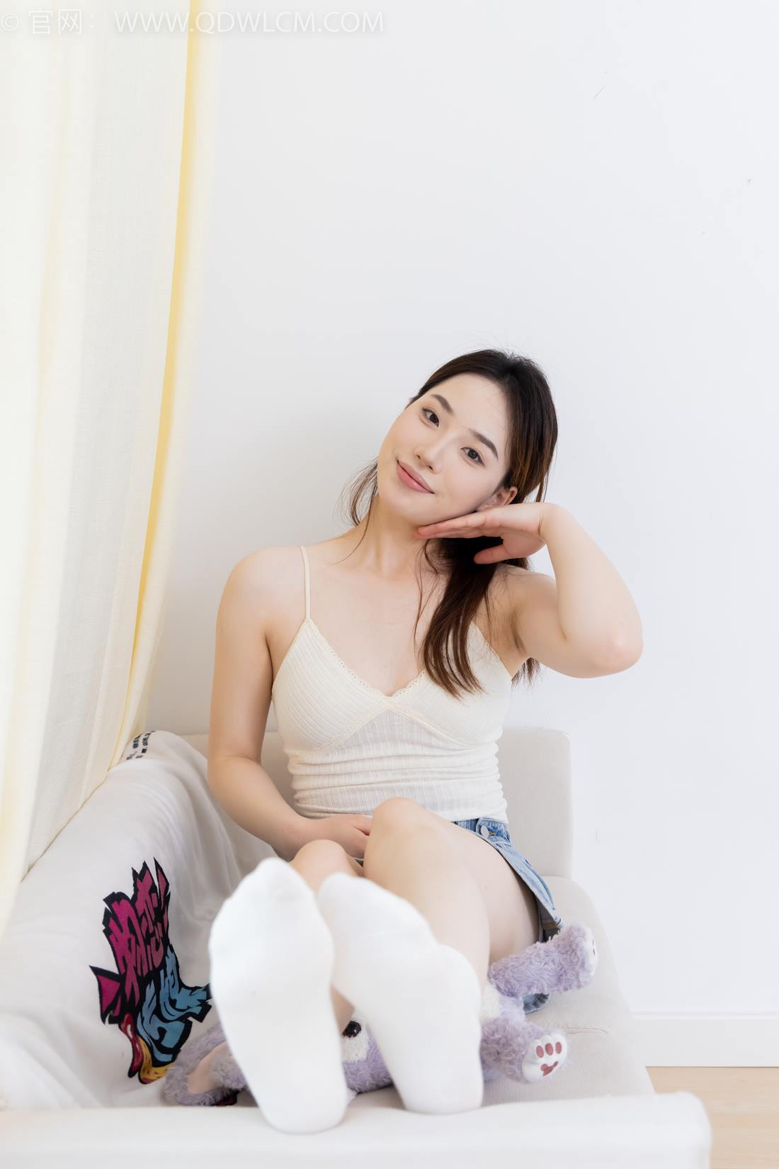 图片[63]-物恋传媒 NO.2395 荔枝-板鞋、白棉袜、裸足[110P] – 速更版-美库