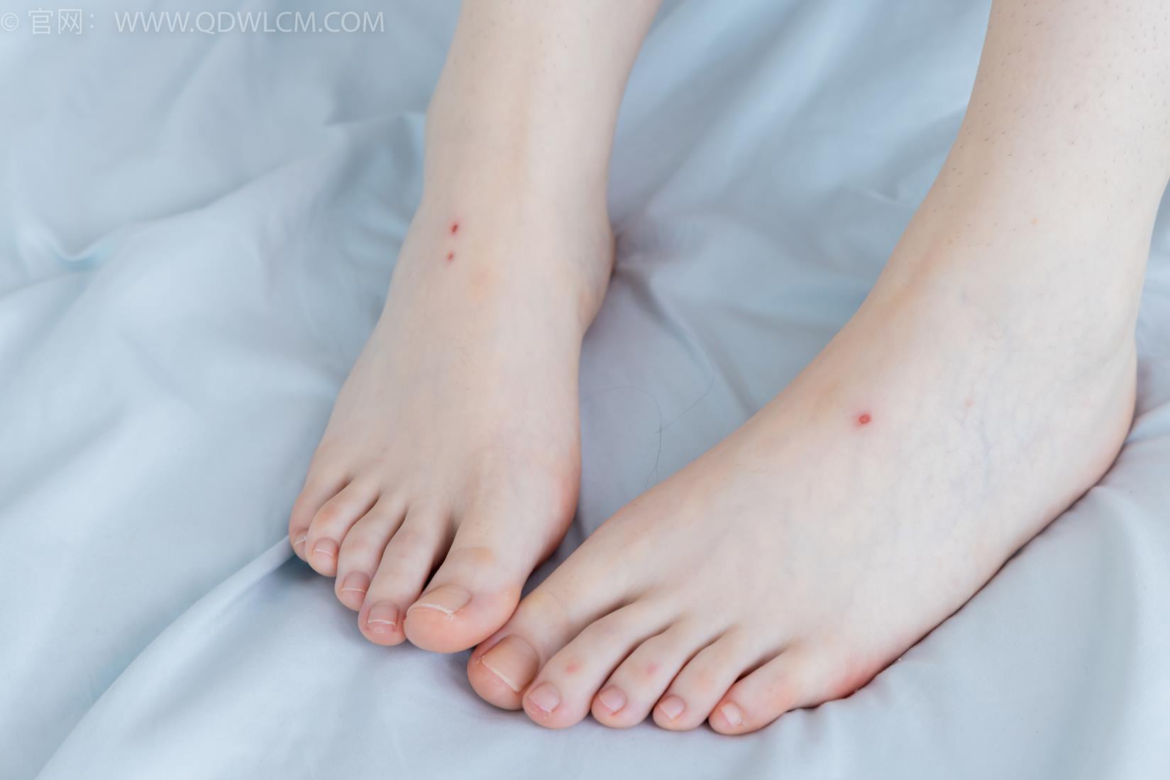 图片[92]-物恋传媒 NO.2395 荔枝-板鞋、白棉袜、裸足[110P] – 速更版-美库