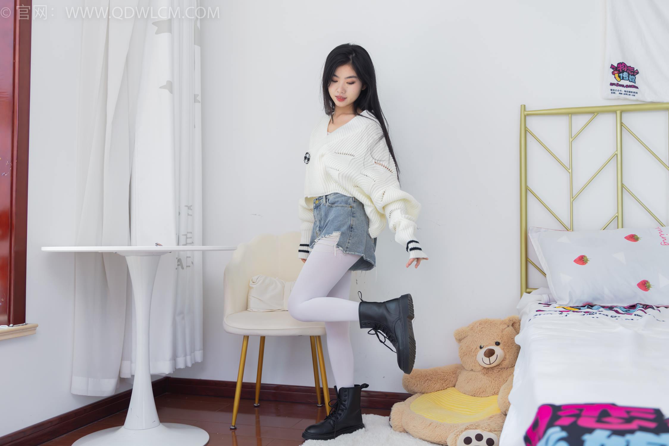 图片[37]-物恋传媒 NO.2396 米米-马丁靴、厚白丝[94P] – 速更版-美库