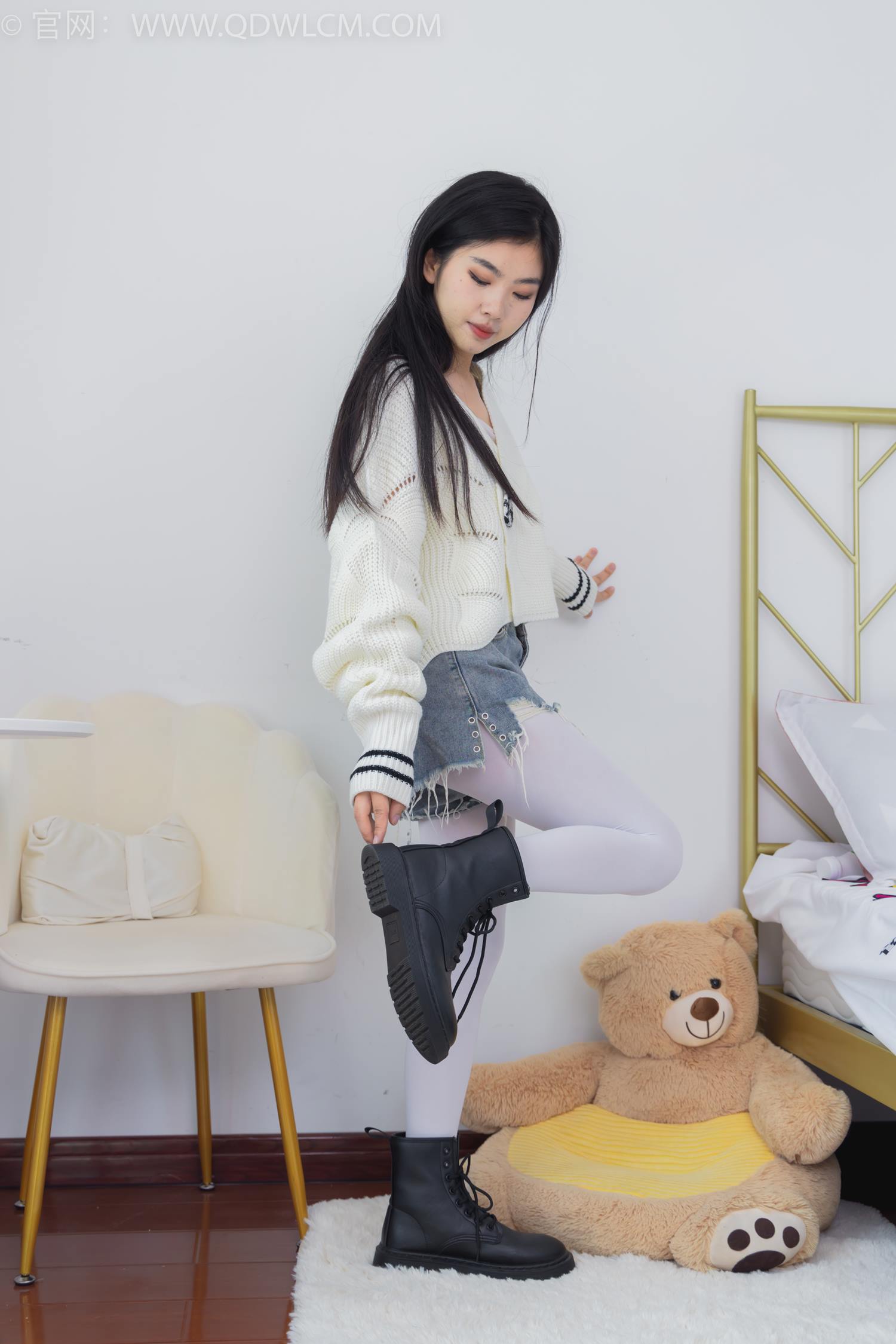 图片[38]-物恋传媒 NO.2396 米米-马丁靴、厚白丝[94P] – 速更版-美库