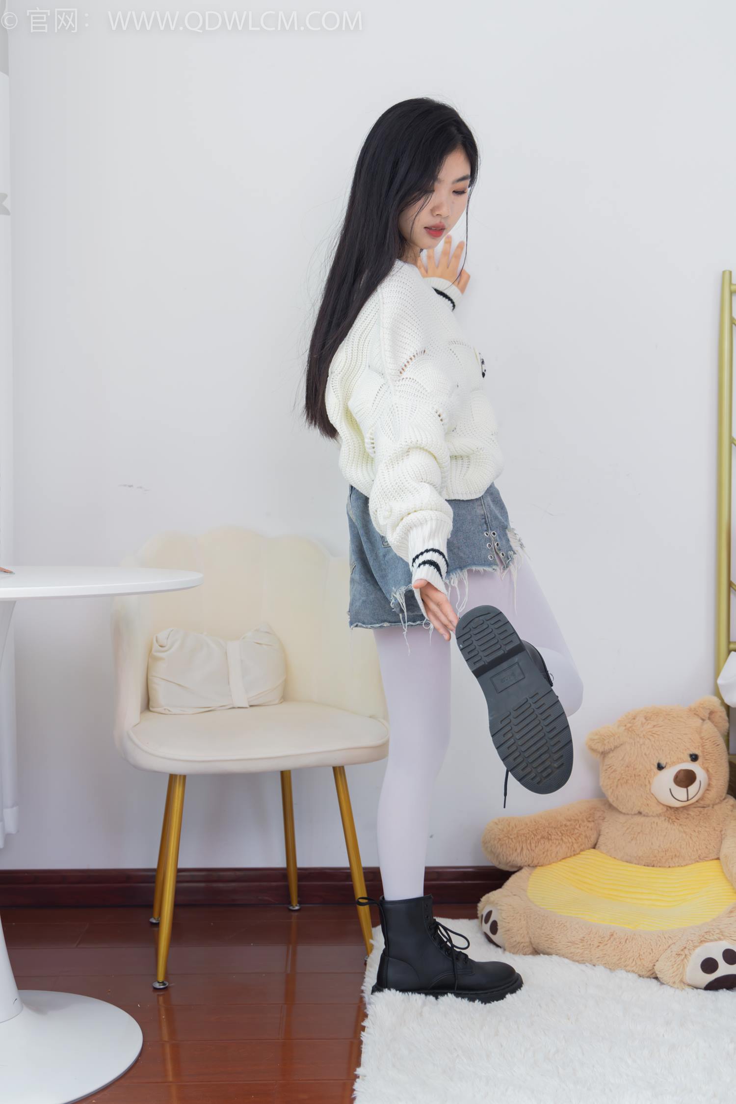 图片[58]-物恋传媒 NO.2396 米米-马丁靴、厚白丝[94P] – 速更版-美库