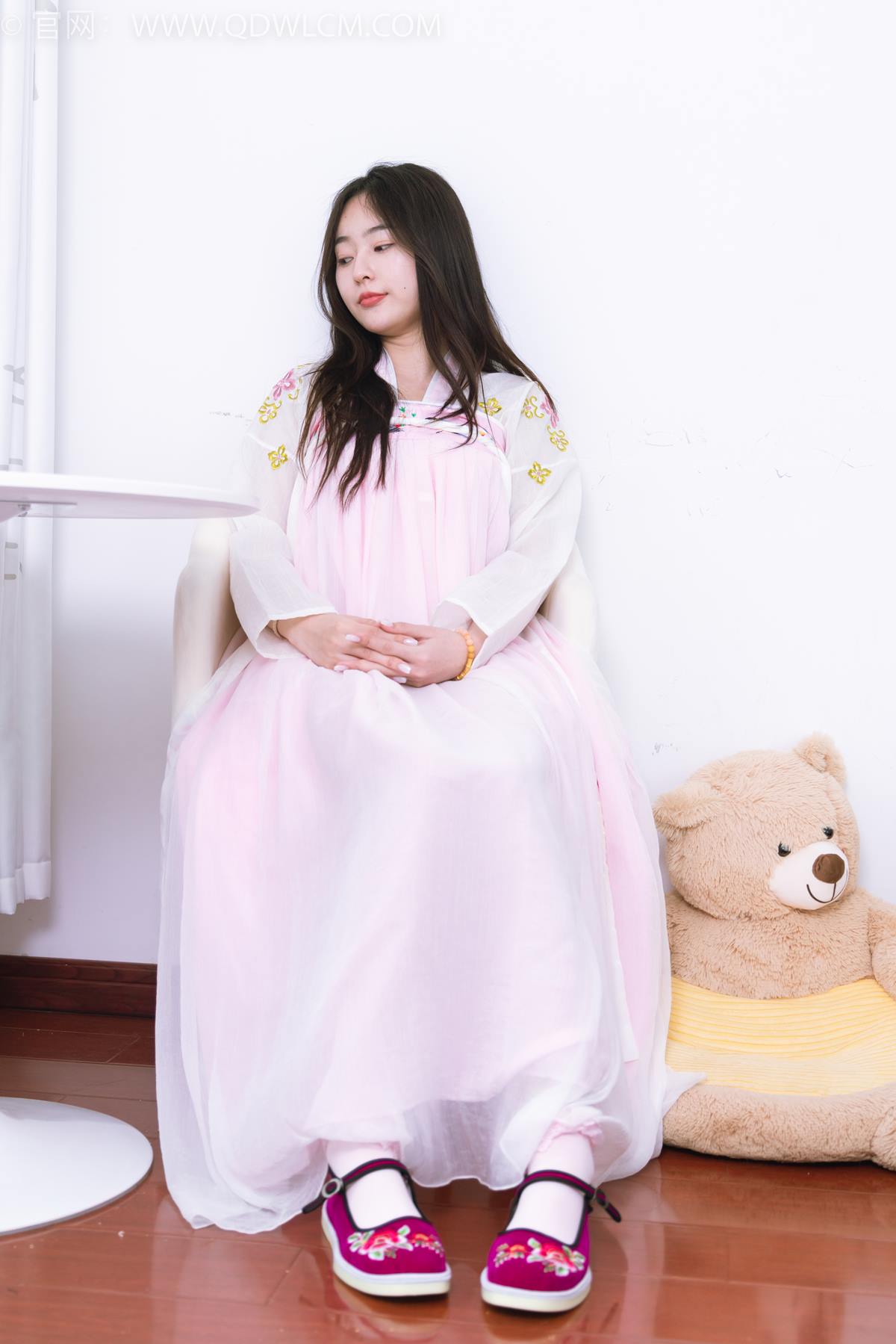 图片[19]-物恋传媒 NO.2397 美兔-汉服、布鞋、粉色棉袜[86P] – 速更版-美库