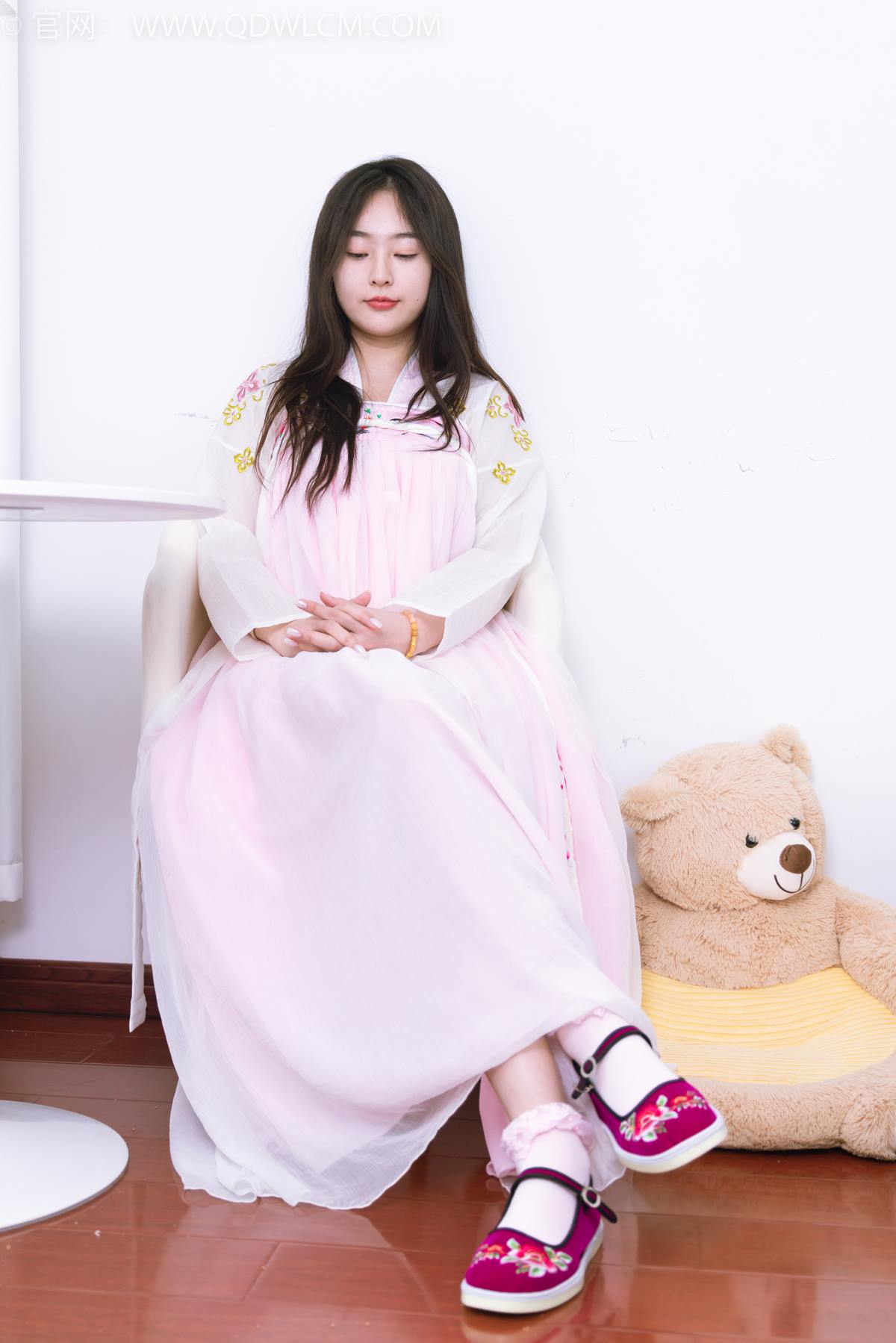 图片[20]-物恋传媒 NO.2397 美兔-汉服、布鞋、粉色棉袜[86P] – 速更版-美库
