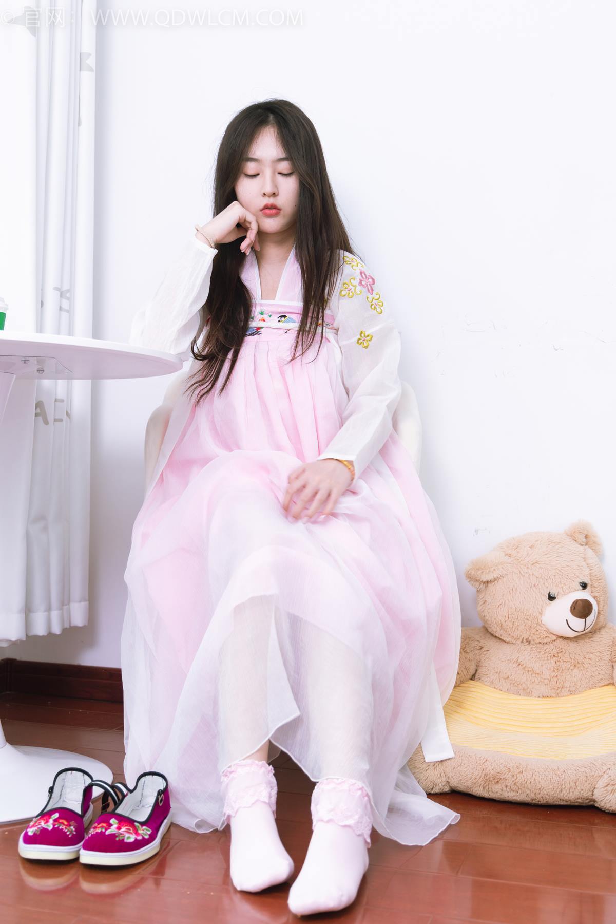 图片[22]-物恋传媒 NO.2397 美兔-汉服、布鞋、粉色棉袜[86P] – 速更版-美库