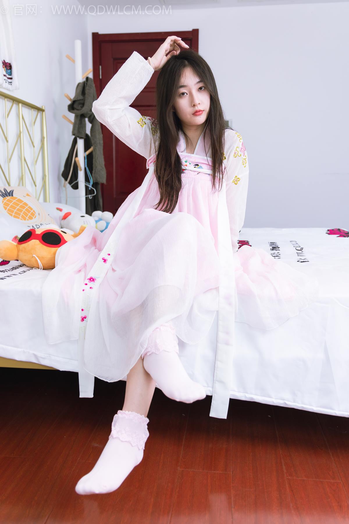 图片[28]-物恋传媒 NO.2397 美兔-汉服、布鞋、粉色棉袜[86P] – 速更版-美库