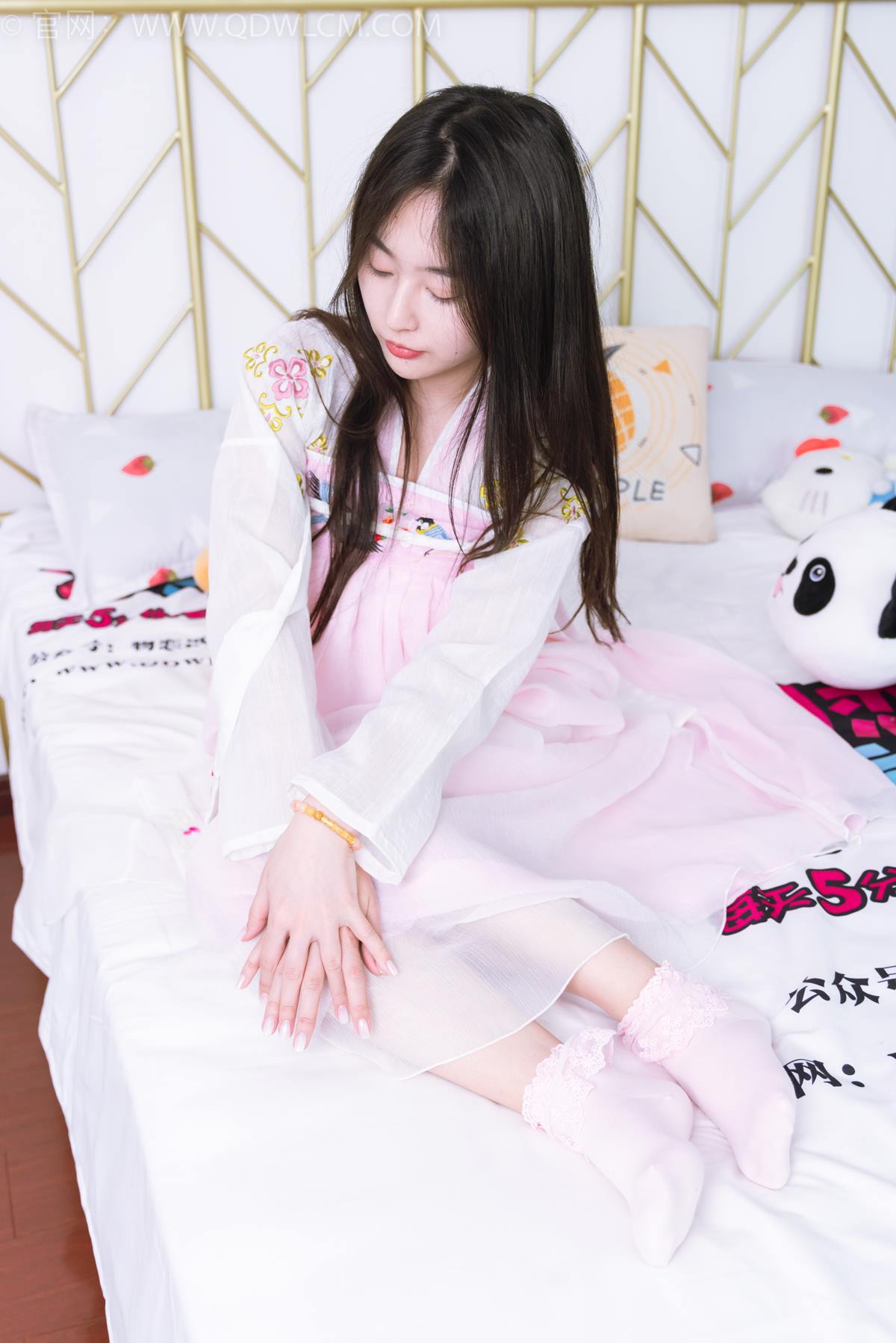 图片[48]-物恋传媒 NO.2397 美兔-汉服、布鞋、粉色棉袜[86P] – 速更版-美库