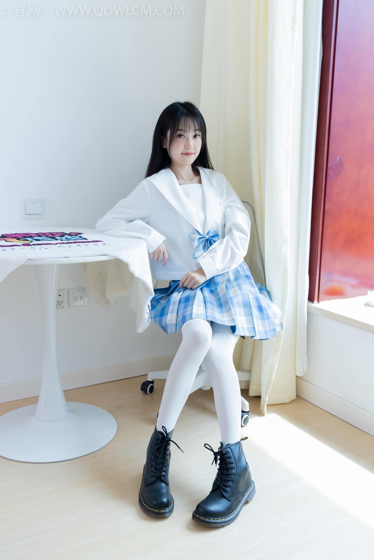 图片[26]-物恋传媒 NO.2398 嘉木-帆布鞋、马丁靴、过膝白袜[114P] – 速更版-美库