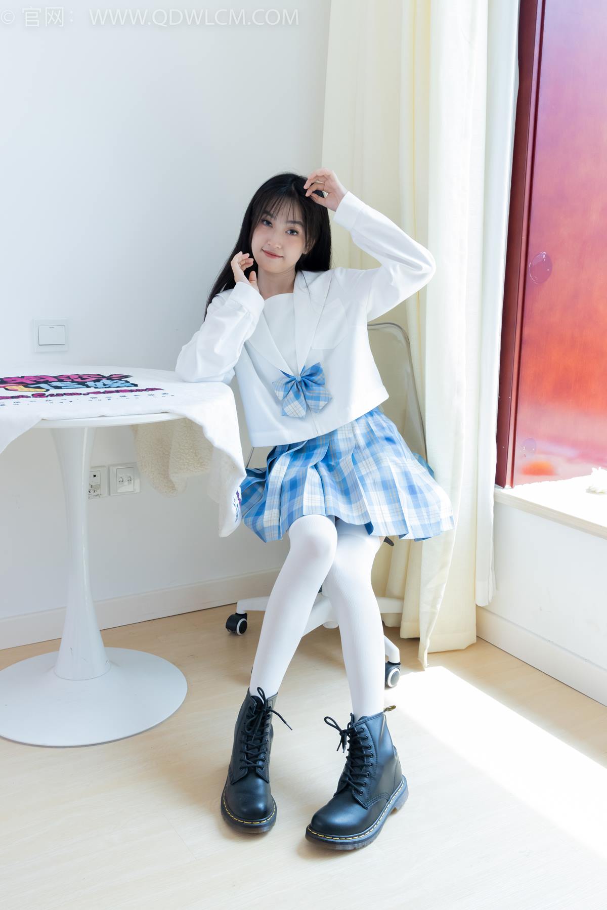 图片[29]-物恋传媒 NO.2398 嘉木-帆布鞋、马丁靴、过膝白袜[114P] – 速更版-美库