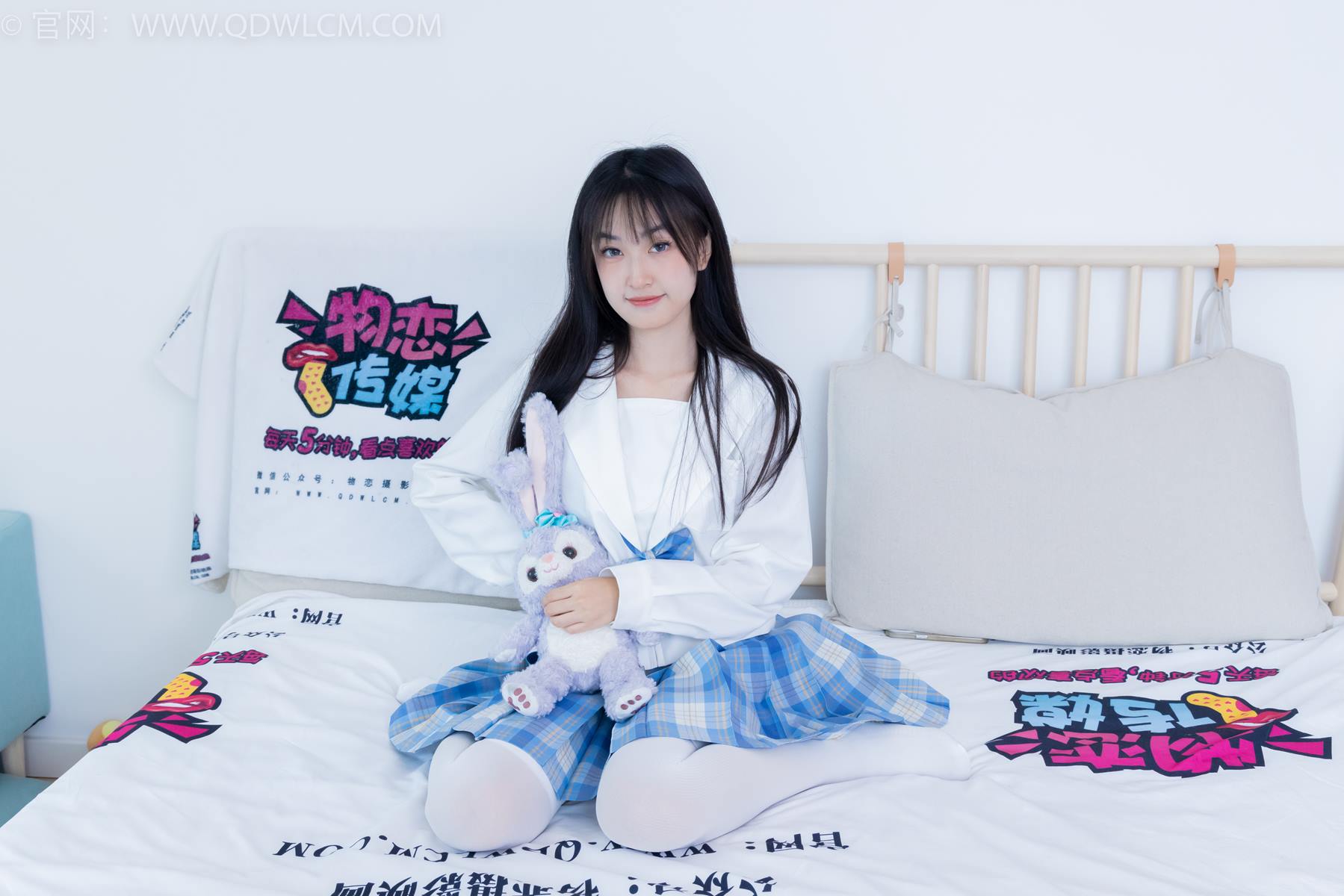 图片[33]-物恋传媒 NO.2398 嘉木-帆布鞋、马丁靴、过膝白袜[114P] – 速更版-美库