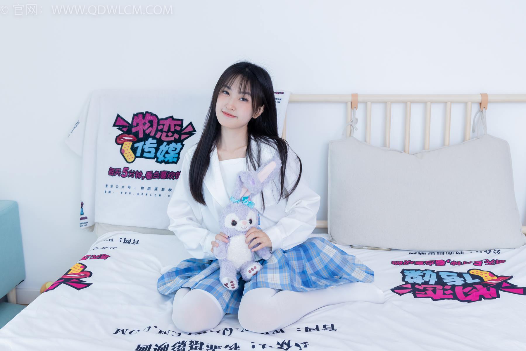 图片[34]-物恋传媒 NO.2398 嘉木-帆布鞋、马丁靴、过膝白袜[114P] – 速更版-美库