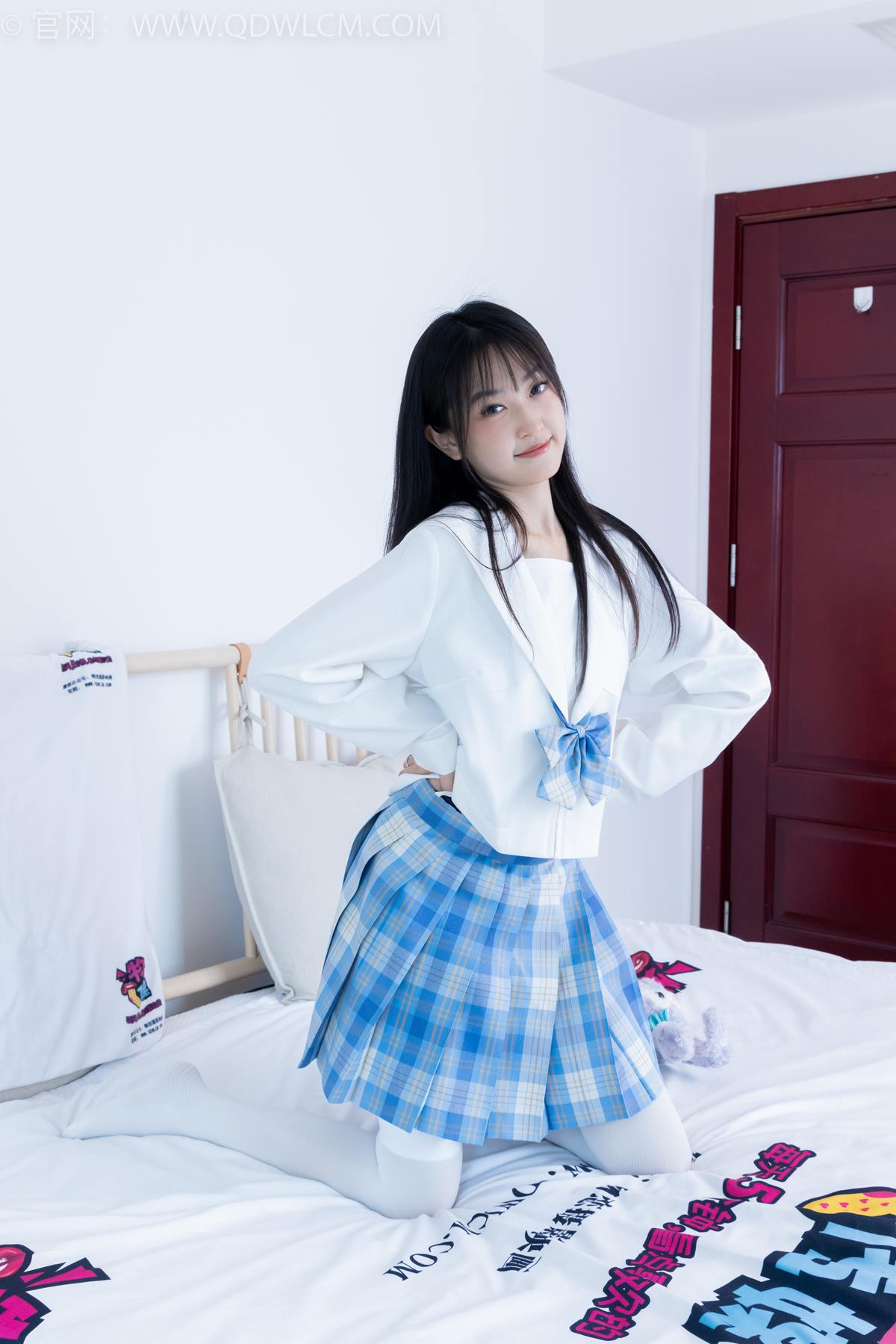 图片[49]-物恋传媒 NO.2398 嘉木-帆布鞋、马丁靴、过膝白袜[114P] – 速更版-美库