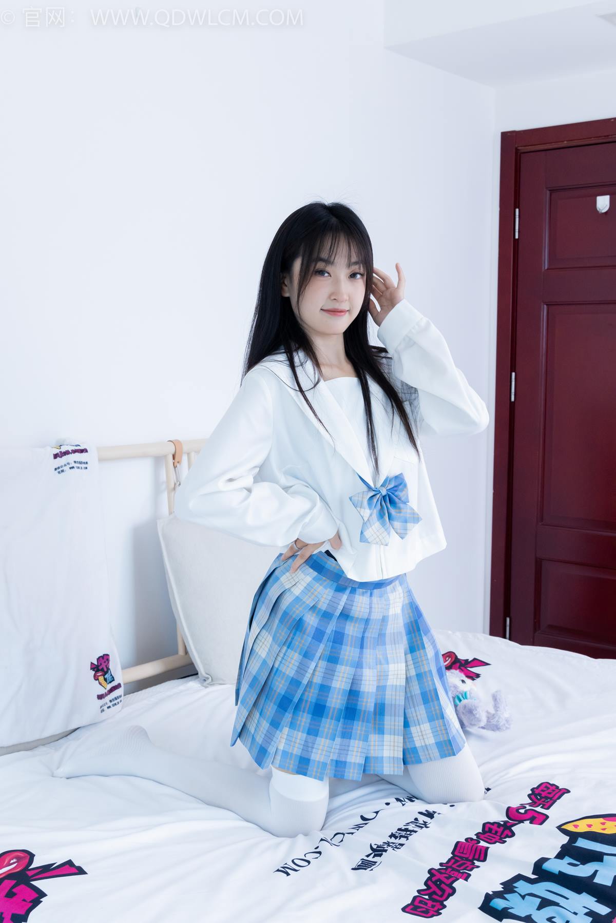 图片[50]-物恋传媒 NO.2398 嘉木-帆布鞋、马丁靴、过膝白袜[114P] – 速更版-美库