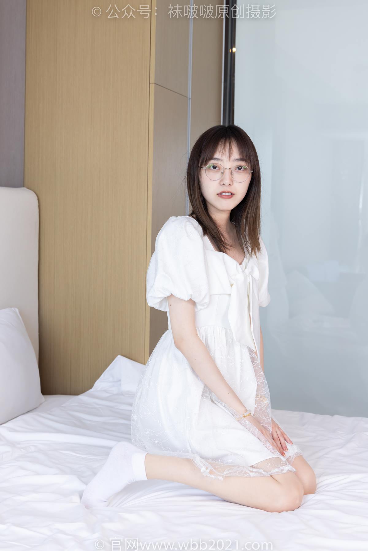 图片[110]-[BoBoSocks袜啵啵]NO.574 稚予-板鞋、白棉袜、薄肉丝[110P] – 速更版-美库